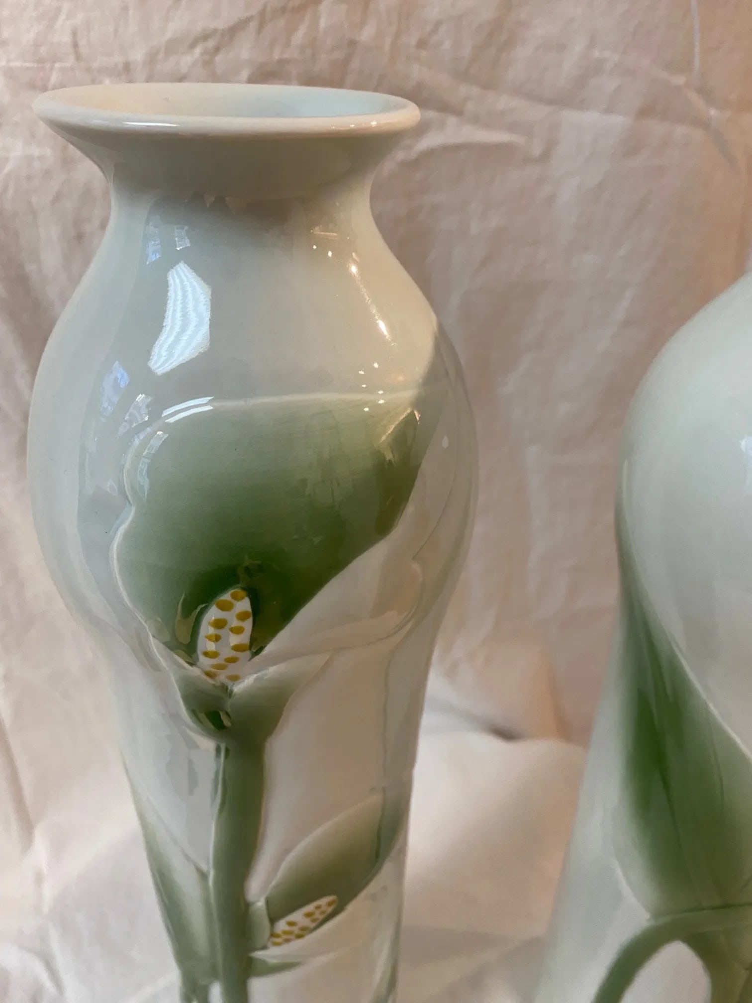 Maitland Smith Set of 2 Hand Painted Vintage Vases - 8