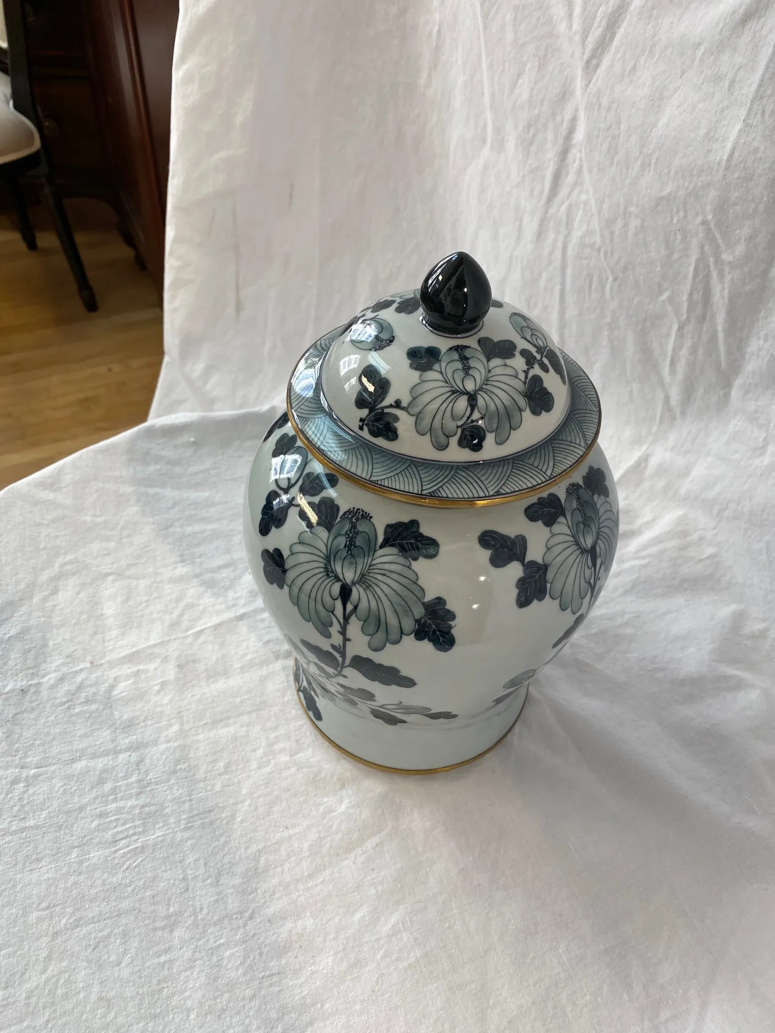 1980s Maitland Smith China Jar - 10