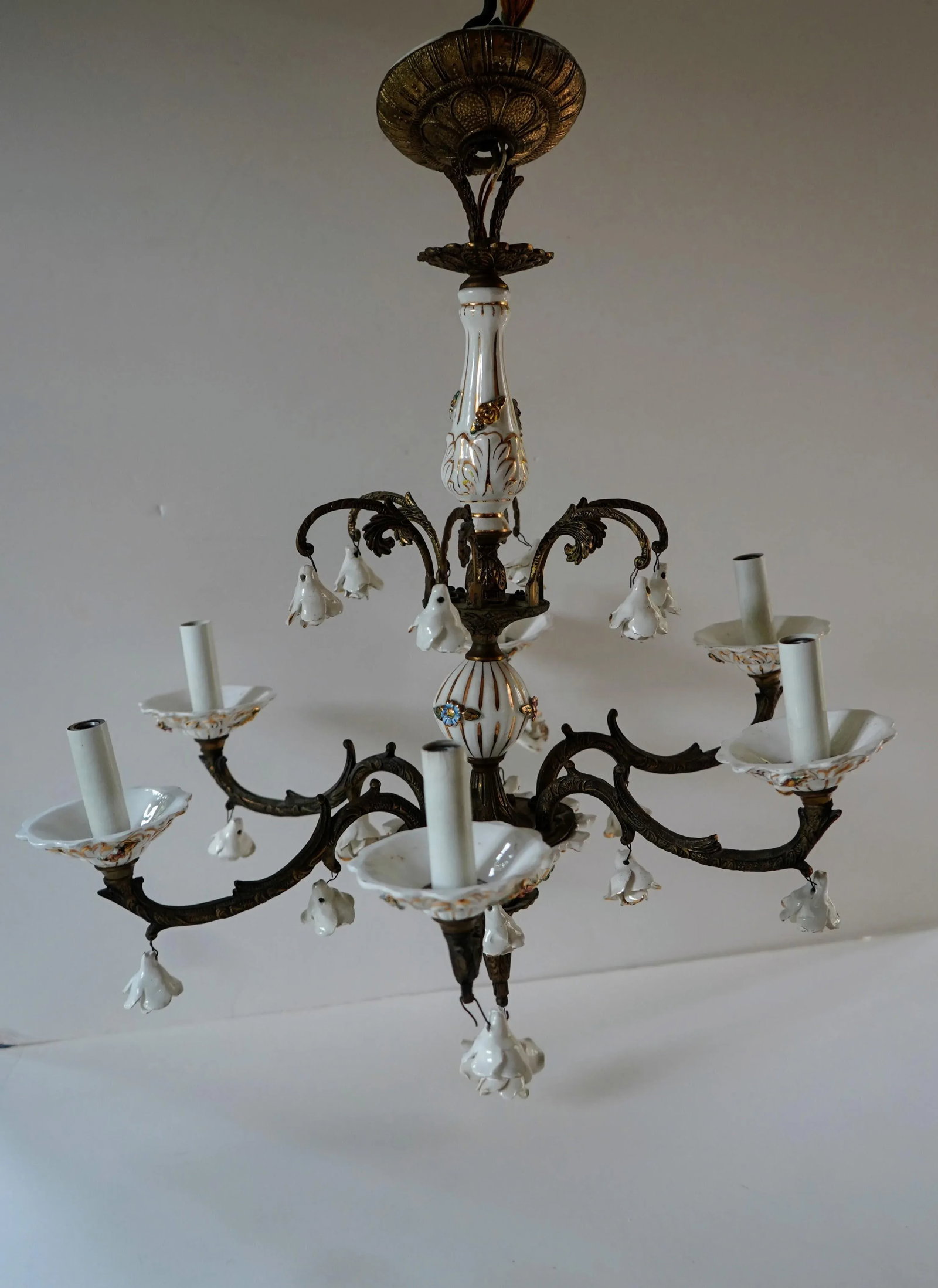 Vintage 1950s Italian Capodimonte Style Porcelain and Brass Six Light Chandelier - 2