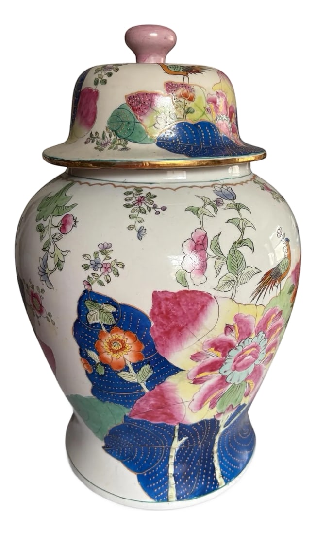 Early 20th Century Qing Dynasty Tobacco Leaf Ginger Jar: Late Qing Dynasty 19th to early 20th C. Tobacco Leaf Ginger Jar. Beautifully hand painted in the rich colors that influenced the Asian art deco movement. Chinese exports catered to European and Americ
