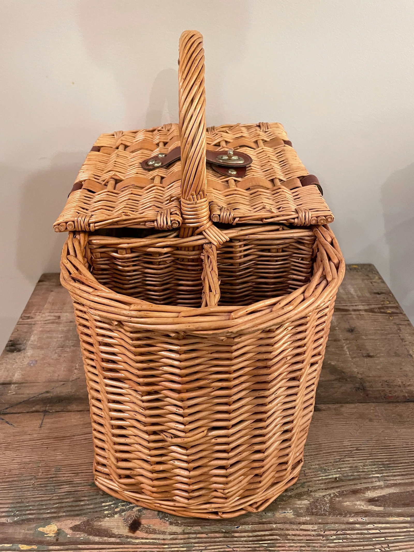 Vintage Wicker Wine & Cheese Basket- Lined - 4
