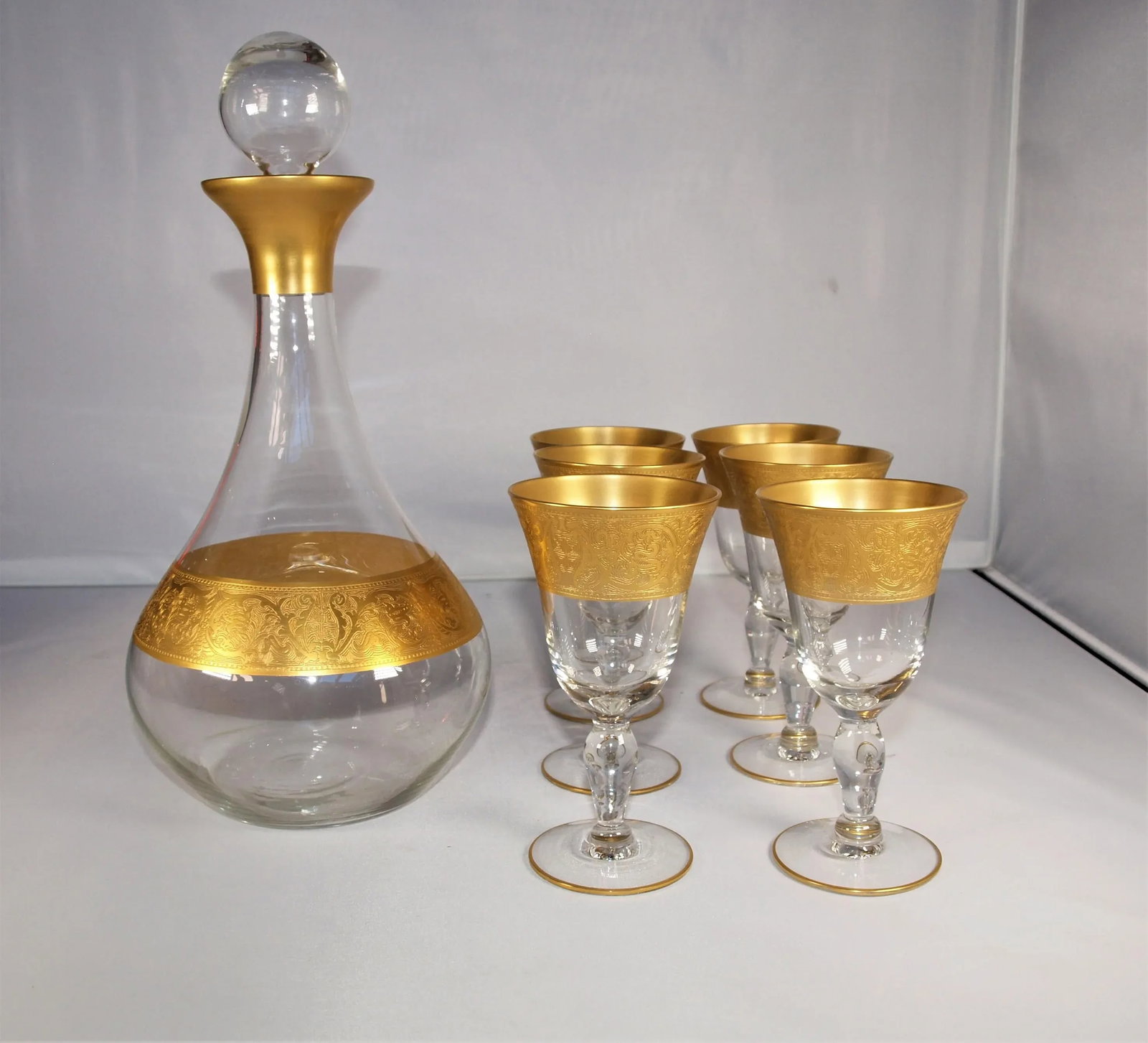 1970s Hand-Blown Wide Gold Band Glass Decanter & 6 Glasses Set - 7