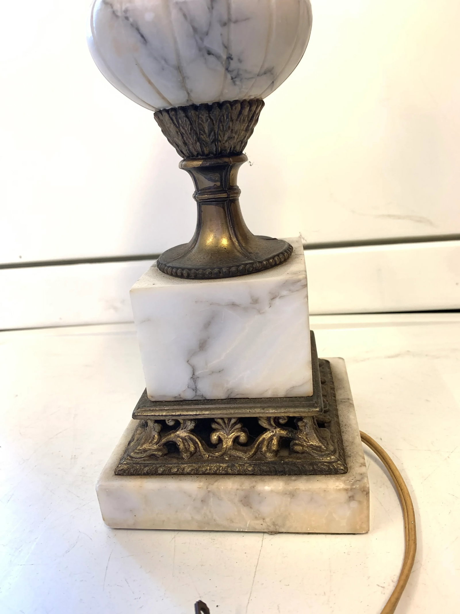 Mid 20th Century Marble & Brass Lamp - 5