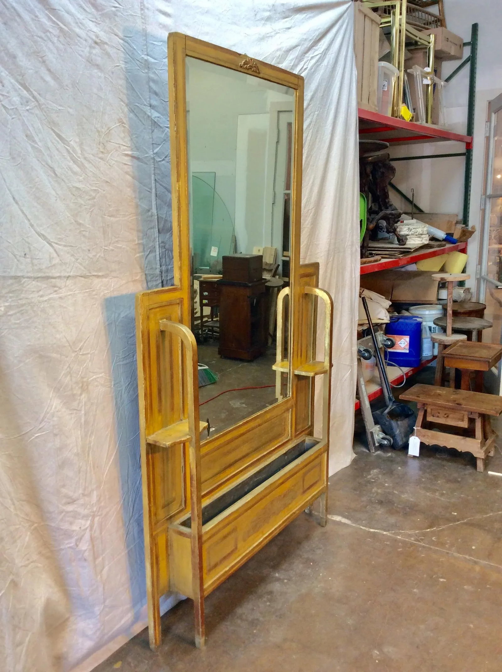 Early 1900s French Art Deco Gold Gilt Hall Mirror Jardinere - 2