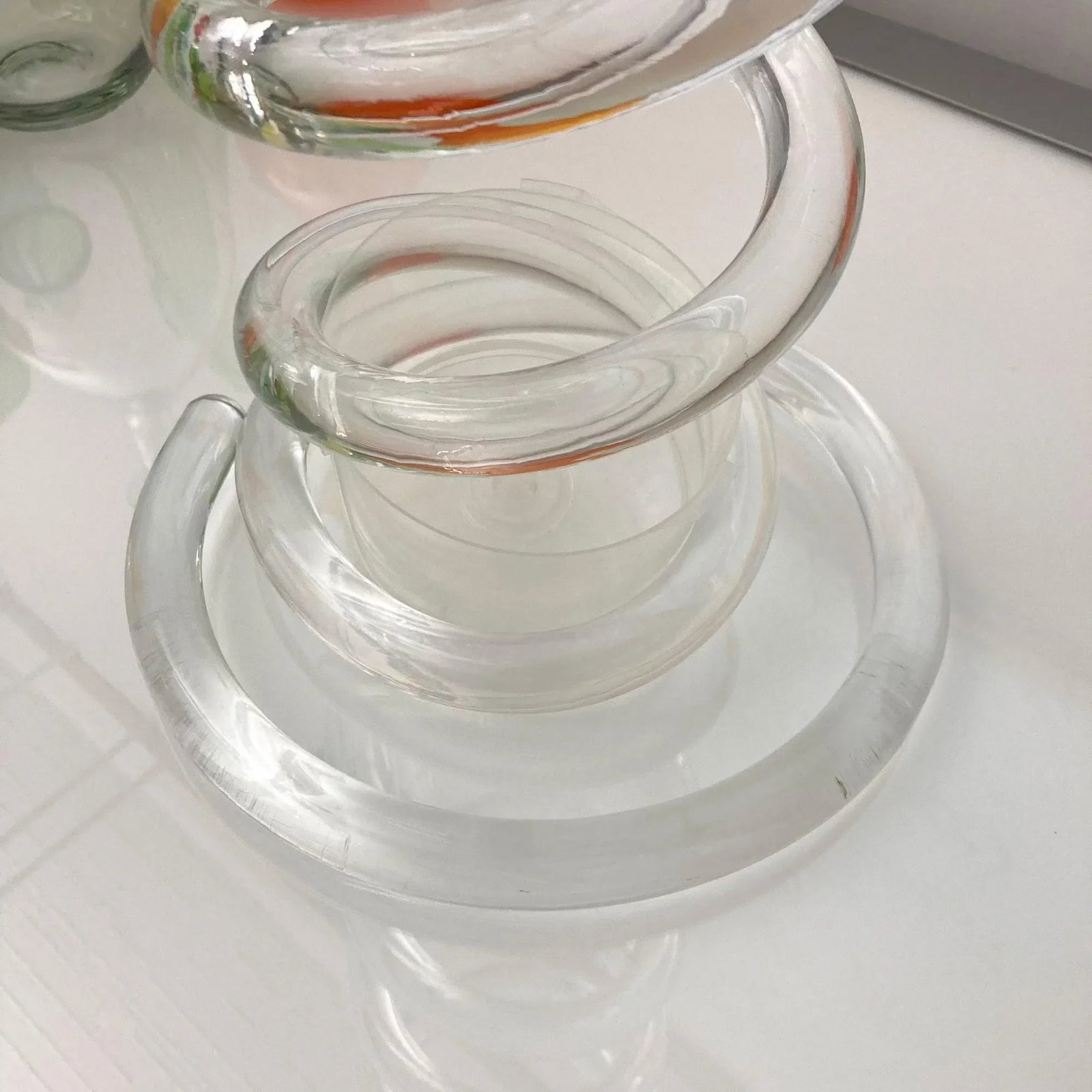 Dorothy Thorpe Lucite Umbrella Stand - 8