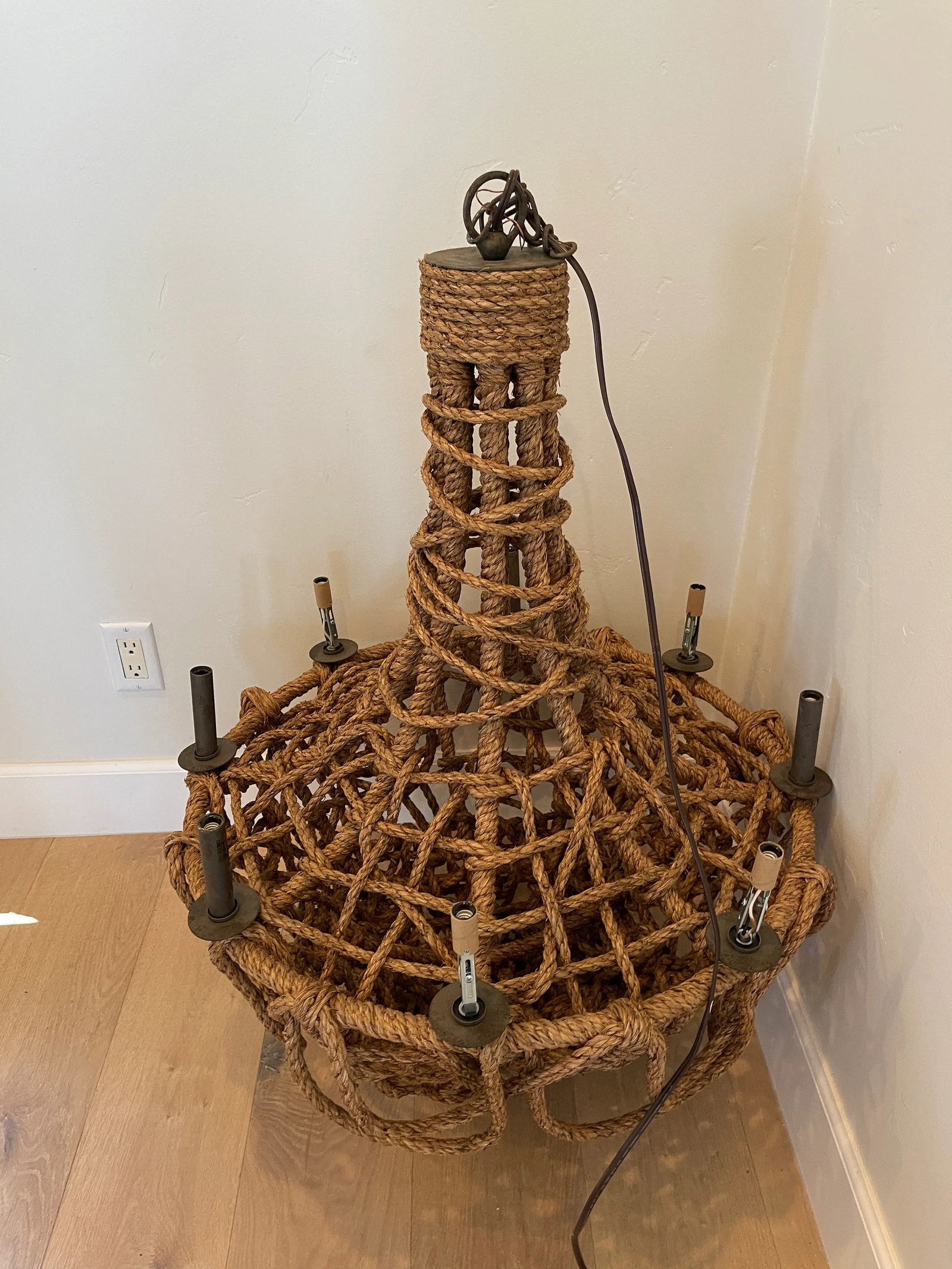 Made Goods Laszlo 8 Light Chandelier - 4