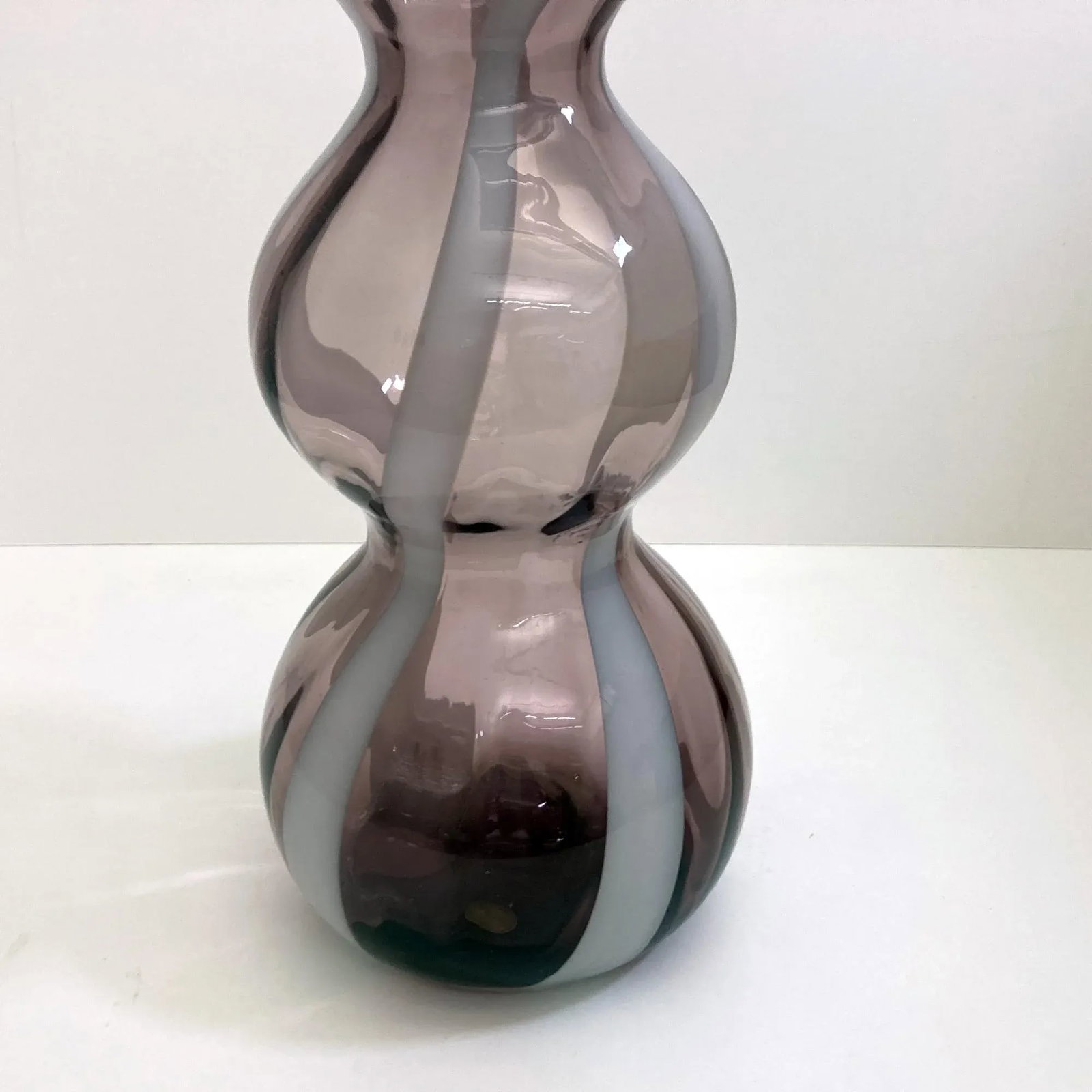 Vintage All Rose Murano, Amethyst and White Decanter - 3