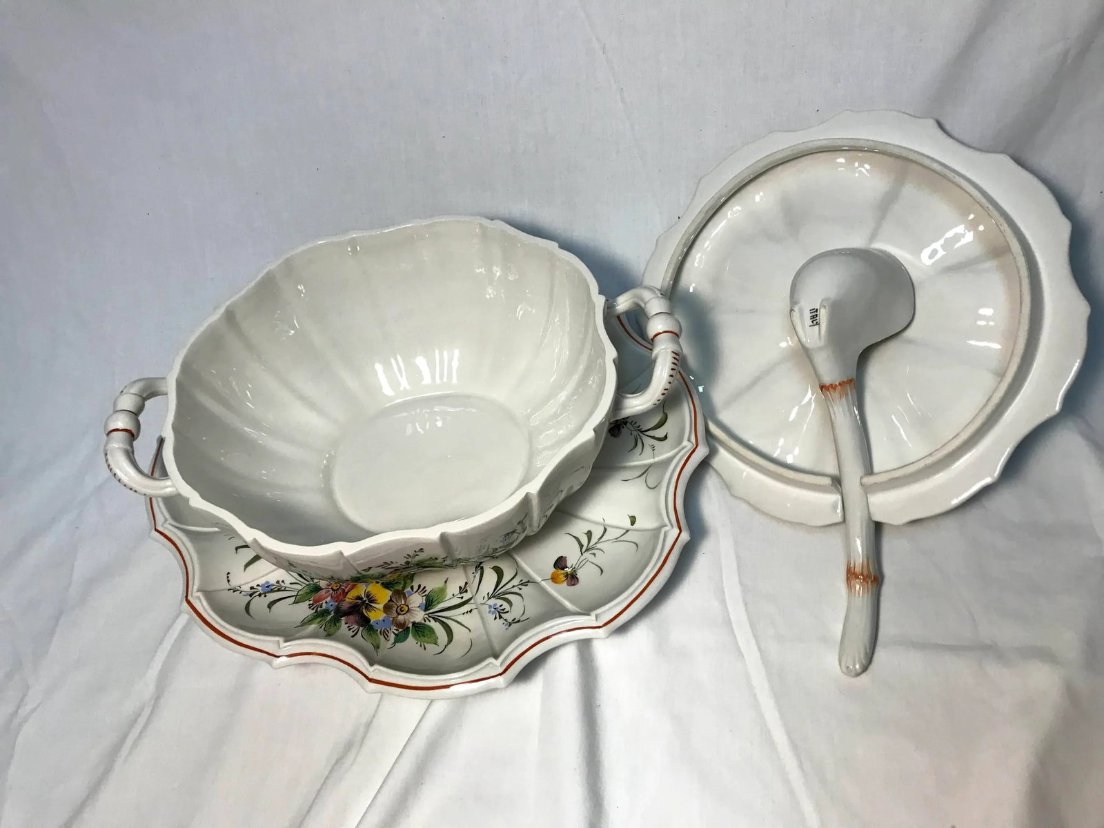Vintage Italian Soup Tureen with Serving Plate- 4 Pieces - 4