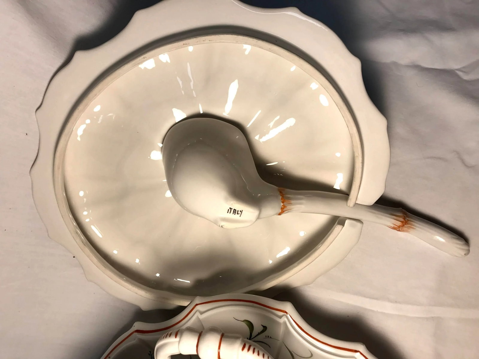 Vintage Italian Soup Tureen with Serving Plate- 4 Pieces - 7
