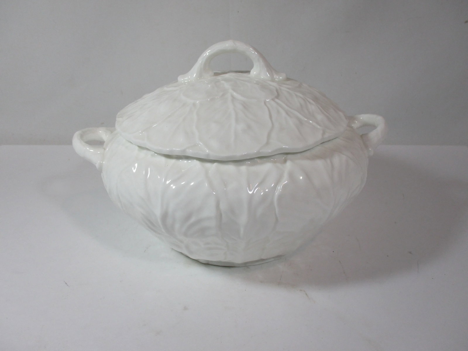 1960s Coalport of England Countryware Tureen - 9