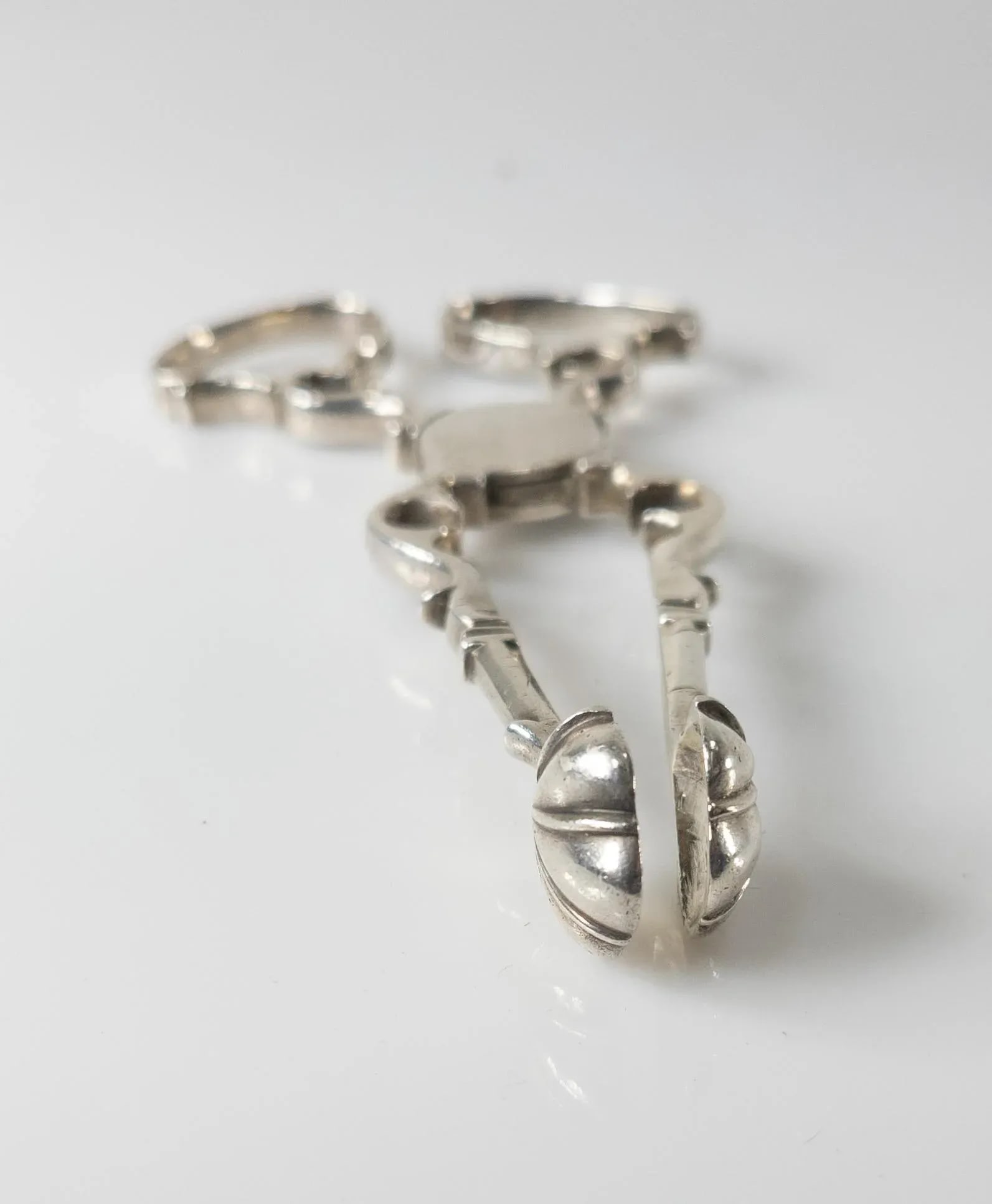 English Georgian Sterling Silver Sugar Nips or Tongs - 5