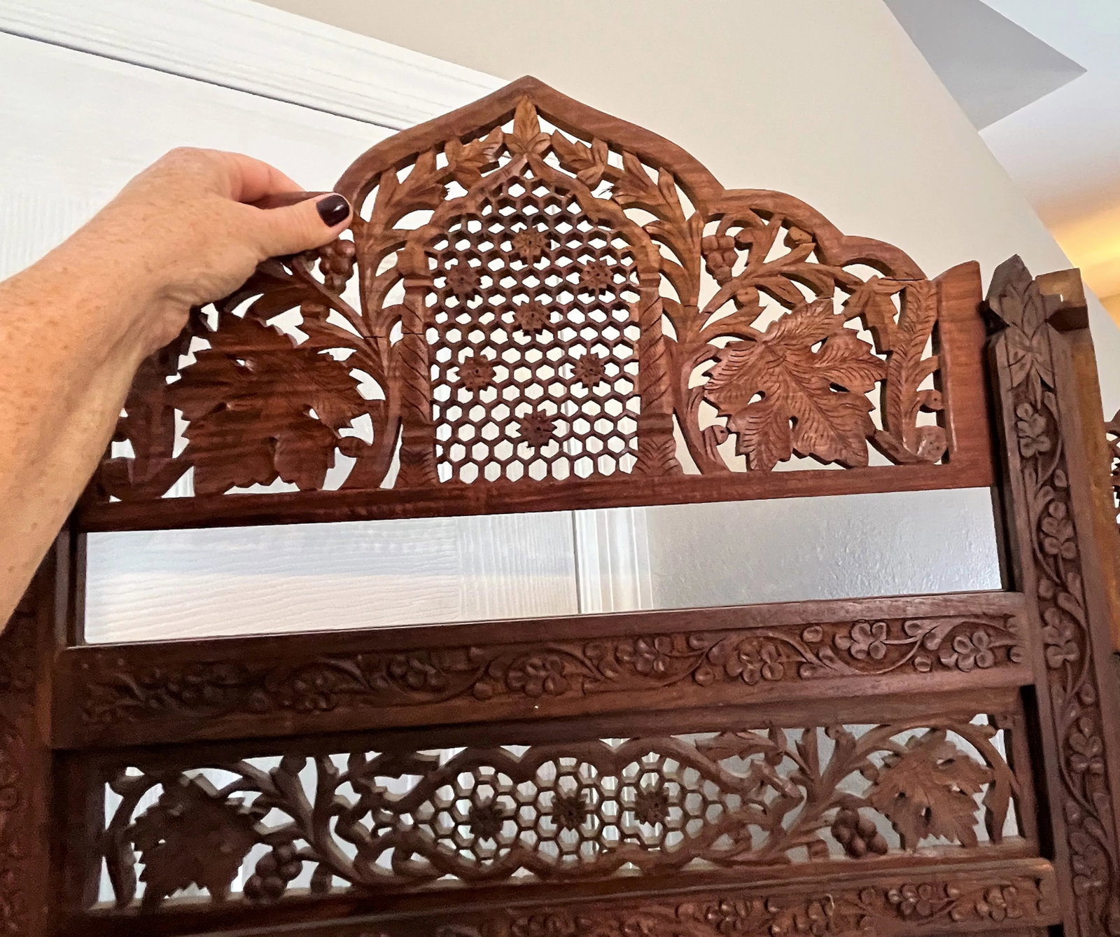 Mid 20th Century Moroccan Style Pierced Fruitwood 4-Panel Floor Screen - 3