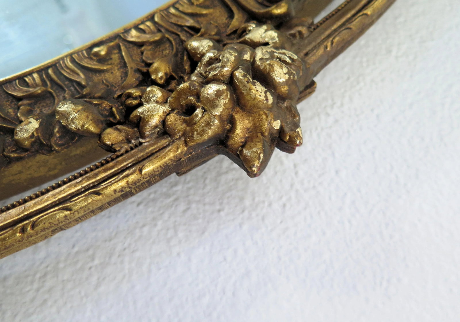 Large Vintage Louis XV Style Gold Leaf Mirror - 4