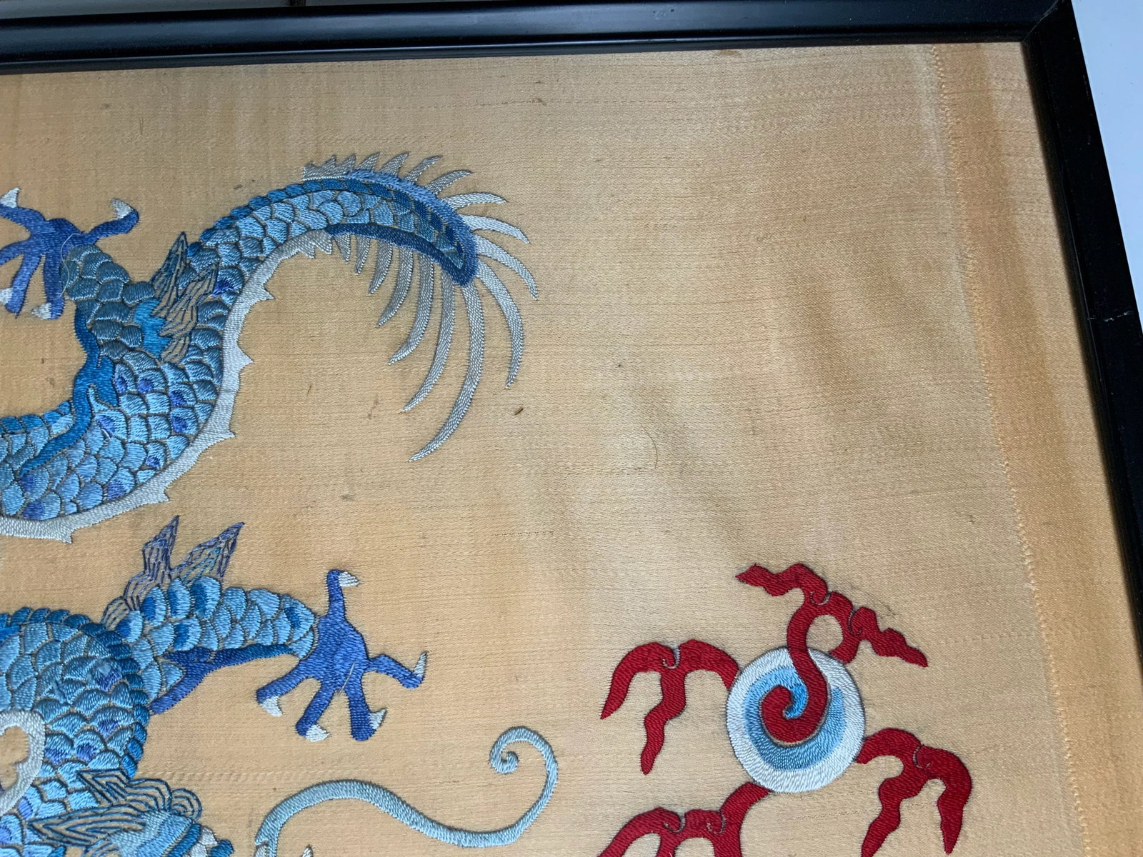 Antique Chinese Framed Embroidery of a Dragon - 5