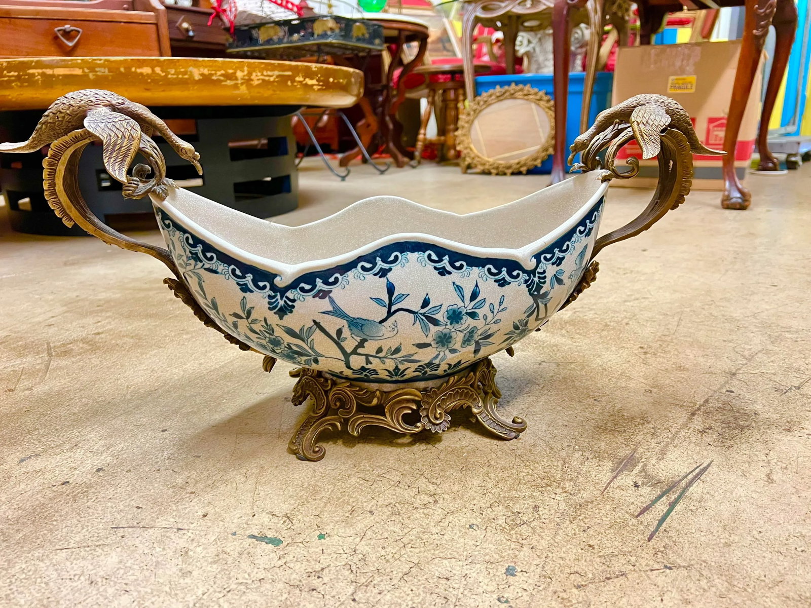 Antique Large Footed Cachepot With Dragons by Coalport - 3