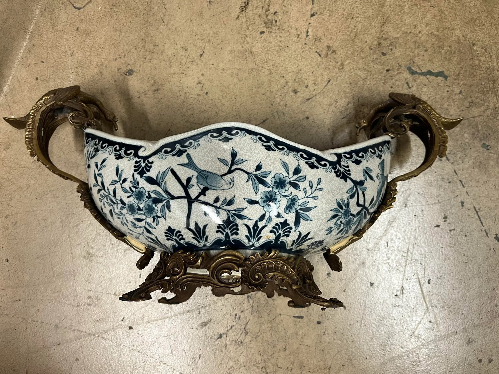 Antique Large Footed Cachepot With Dragons by Coalport - 8