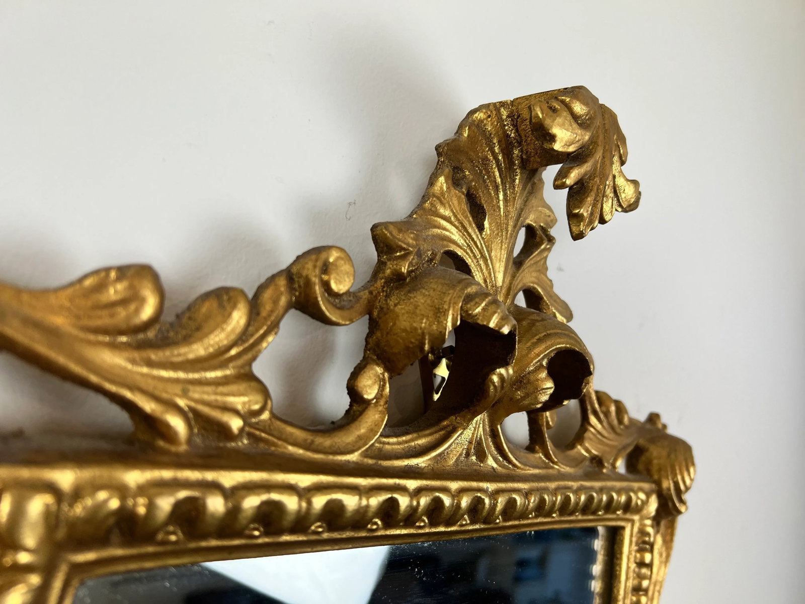1980s Italian Baroque Style Carved & Gilded Mirror - 3