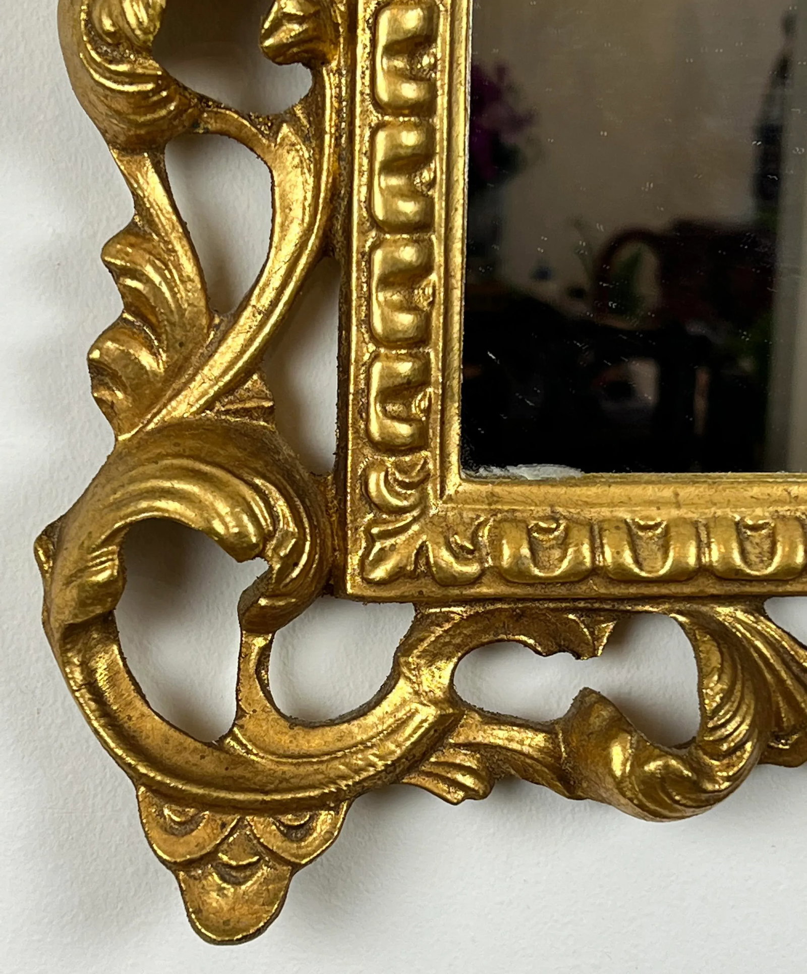 1980s Italian Baroque Style Carved & Gilded Mirror - 6