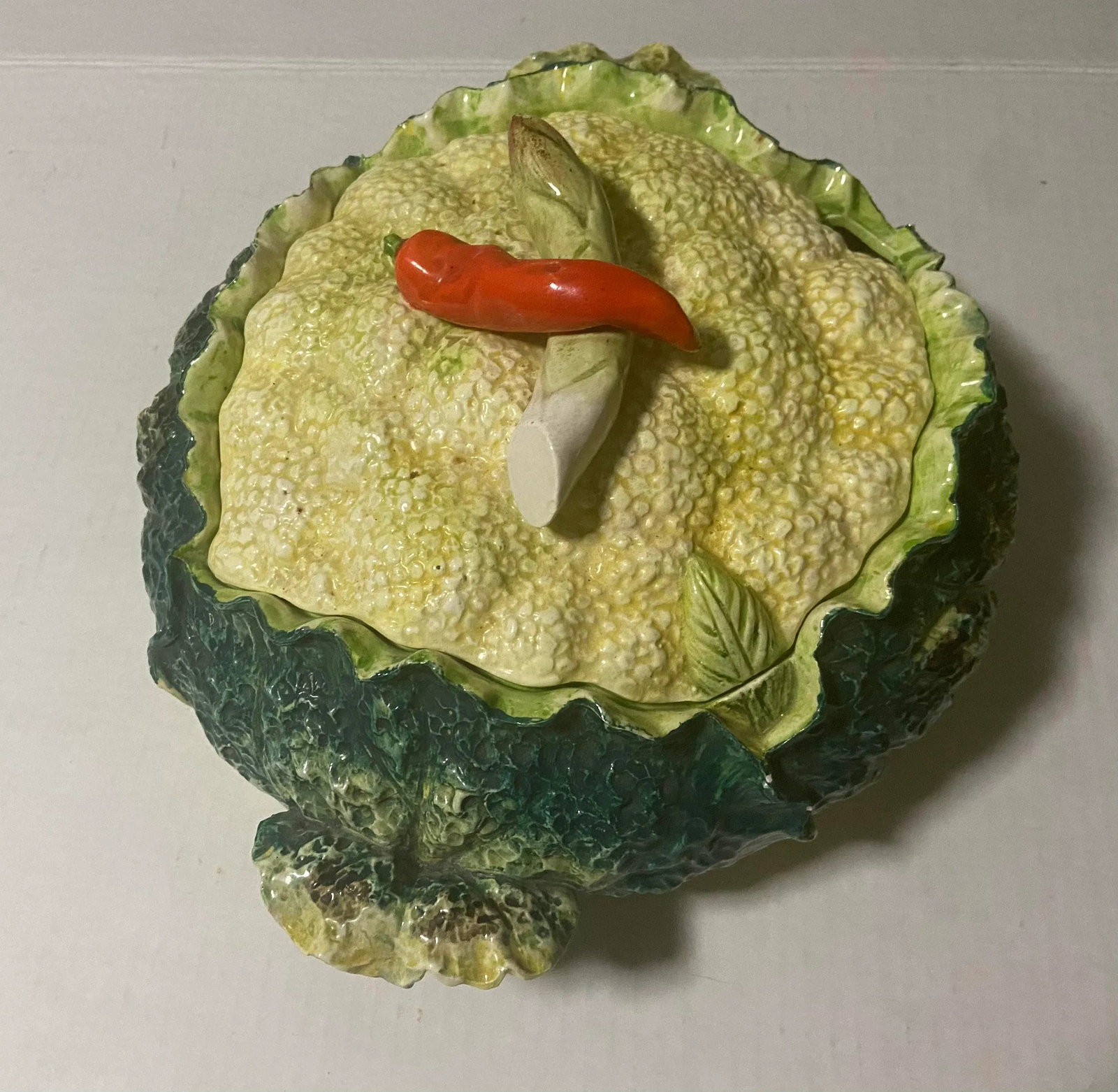 Vintage Bordallo Pinheiro Style Cabbage Leaf Majolica Soup Tureen - 2
