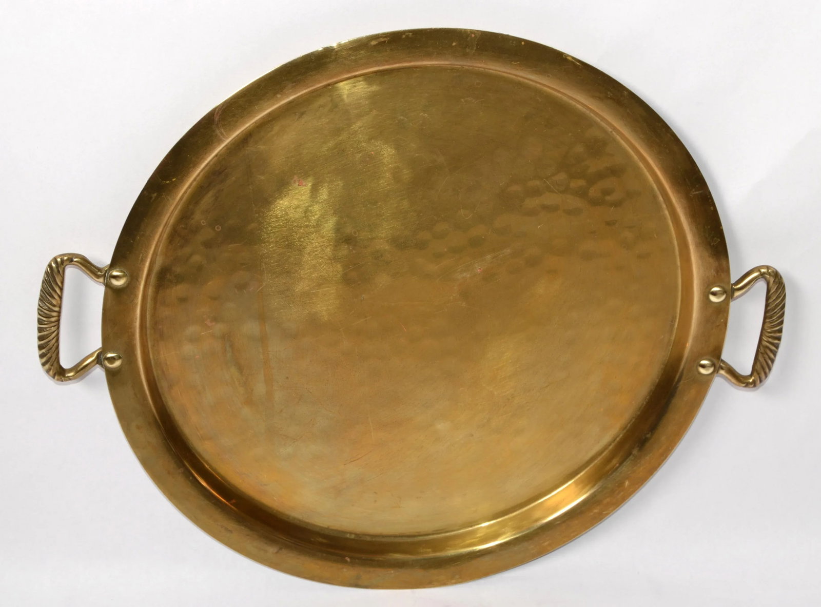 Early 20th Century Arts and Crafts Round Hammered Brass Serving Tray - 3