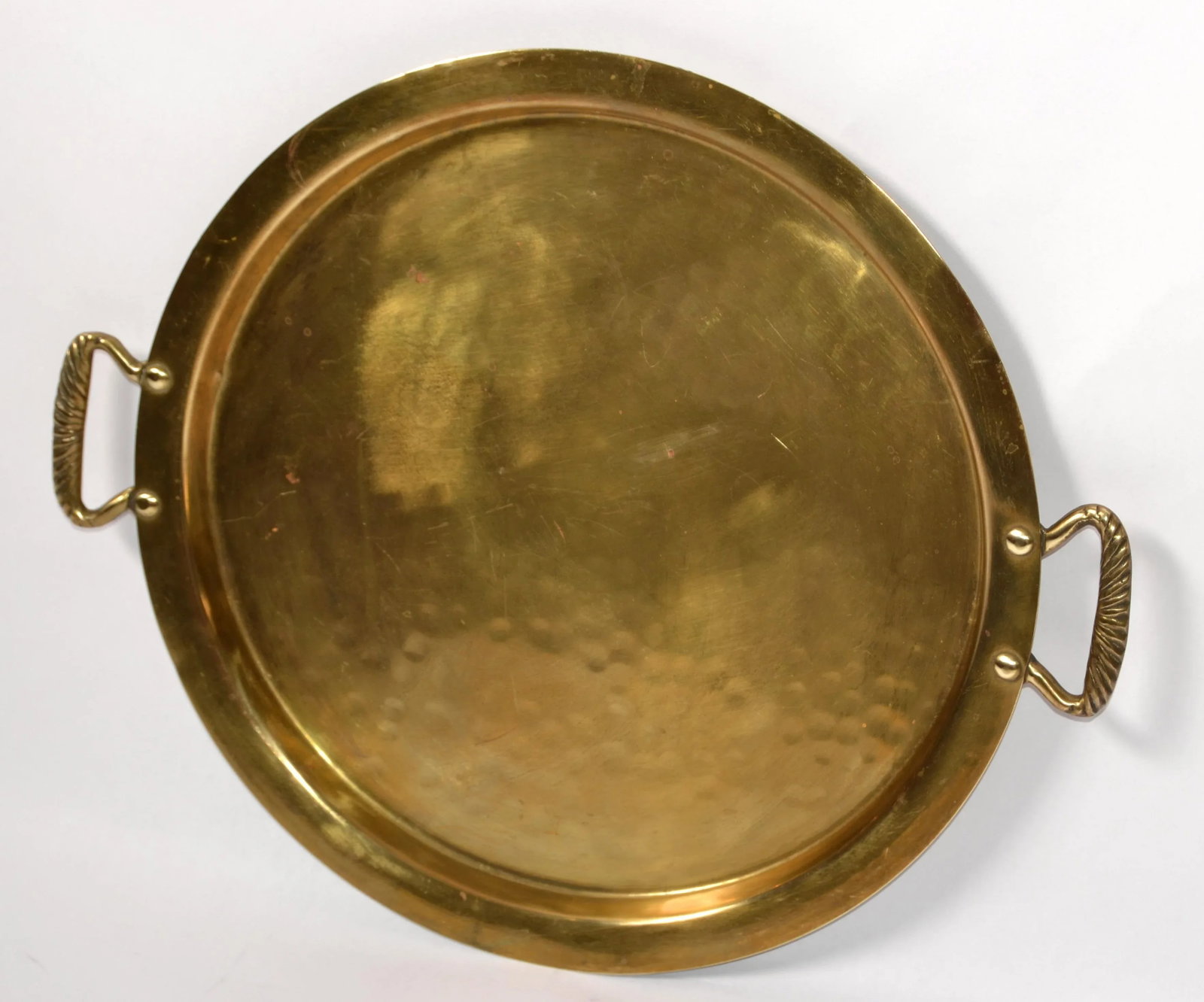Early 20th Century Arts and Crafts Round Hammered Brass Serving Tray - 6