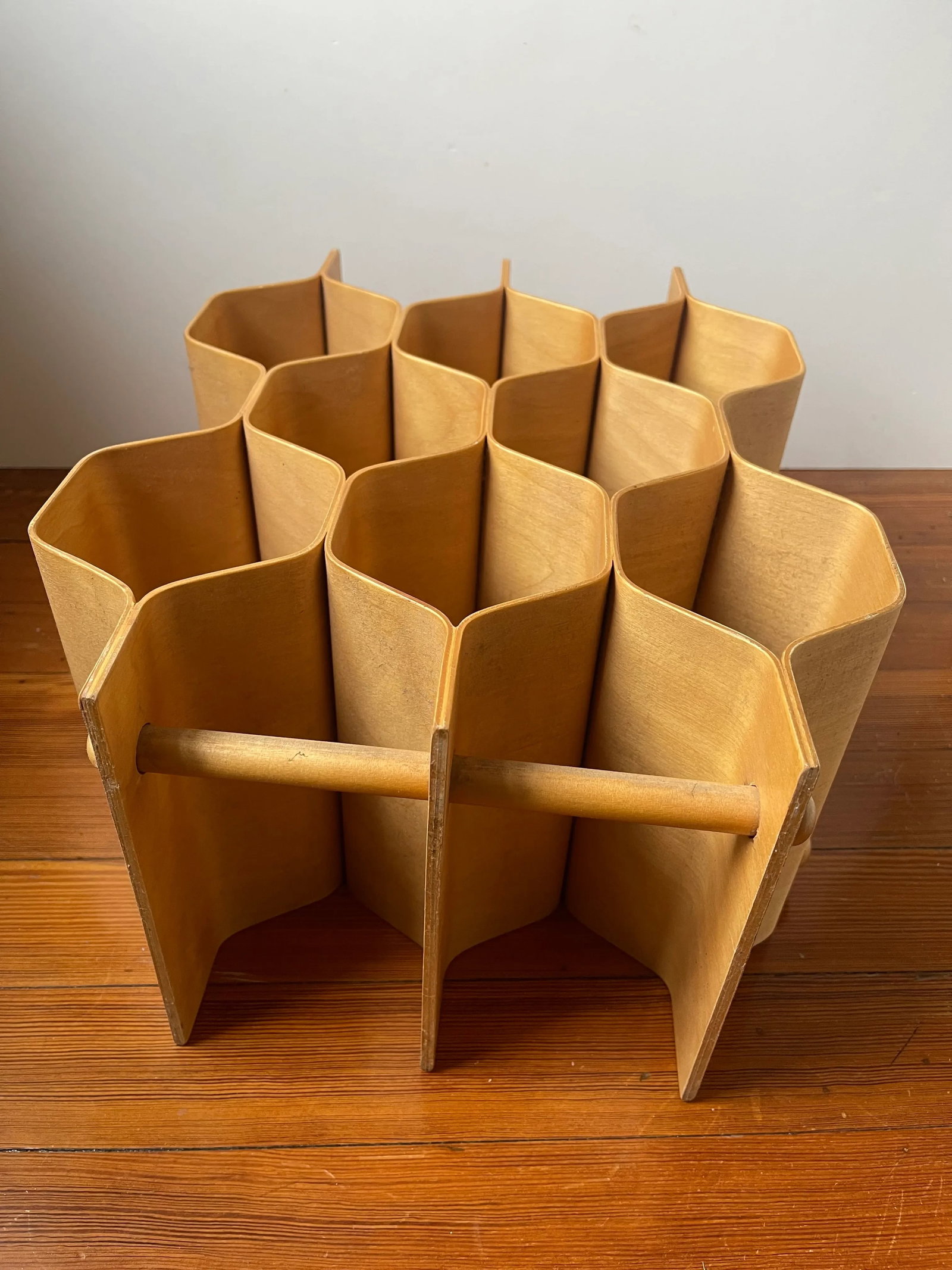 1960s Sculptural Bent Plywood Wine Rack Designed by Torsten Johansson Ab Formtra Sweden - 6
