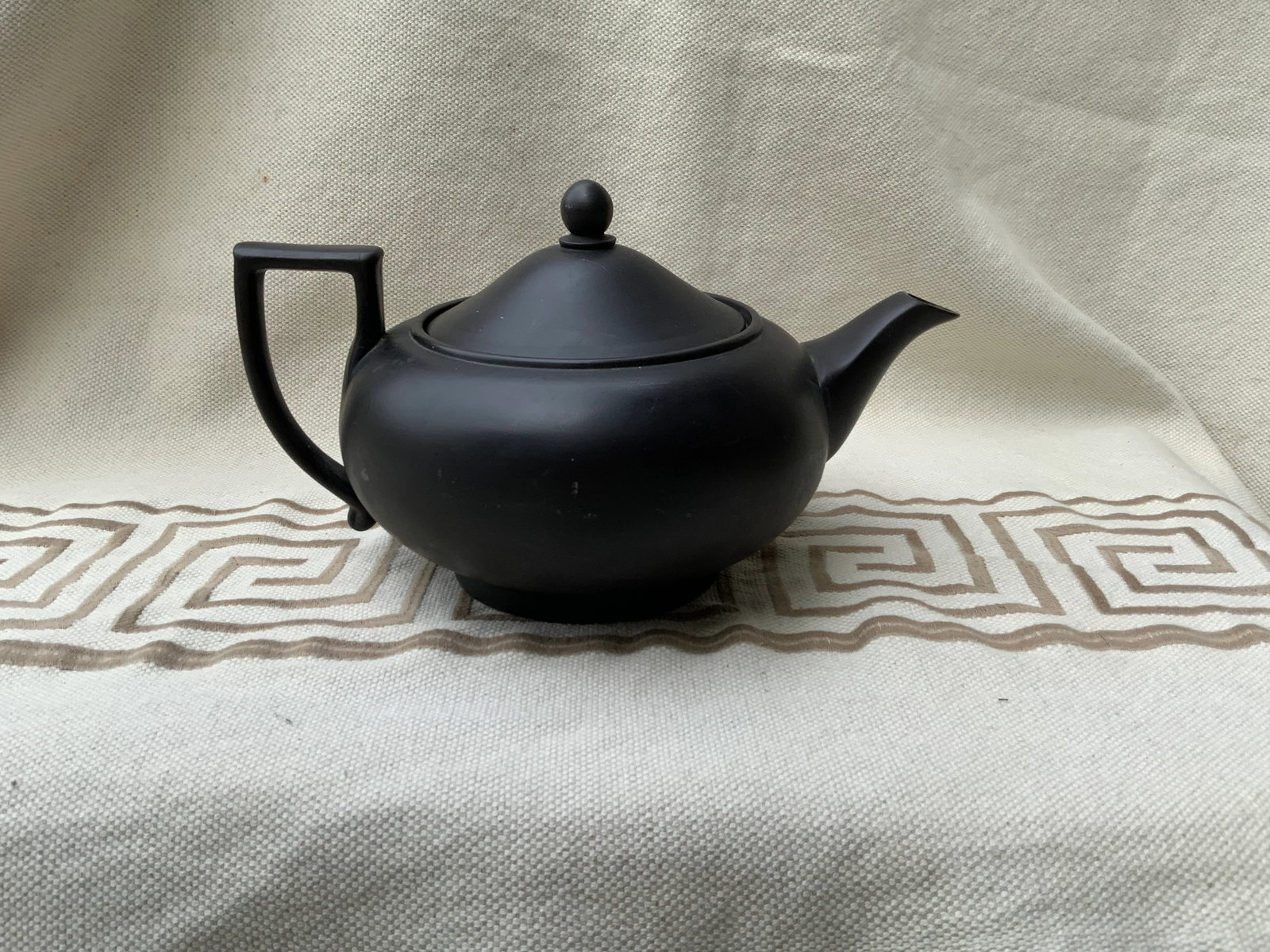 Georgian Style Wedgwood Black Basalt Jasperware Teapot - 12