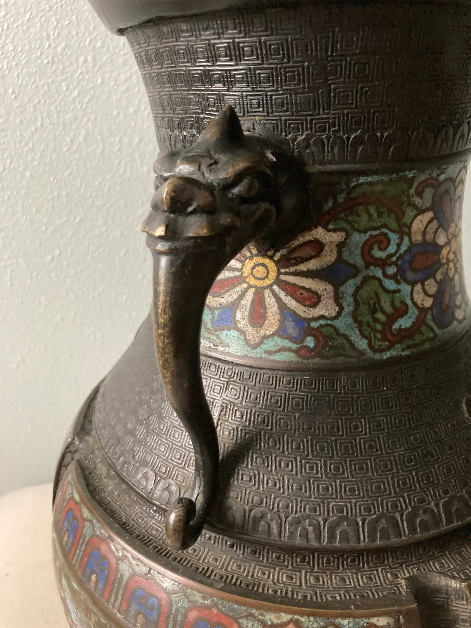 Mid 19th C Bronze Japanese Champleve Urn With Foo Dog Handles - 3