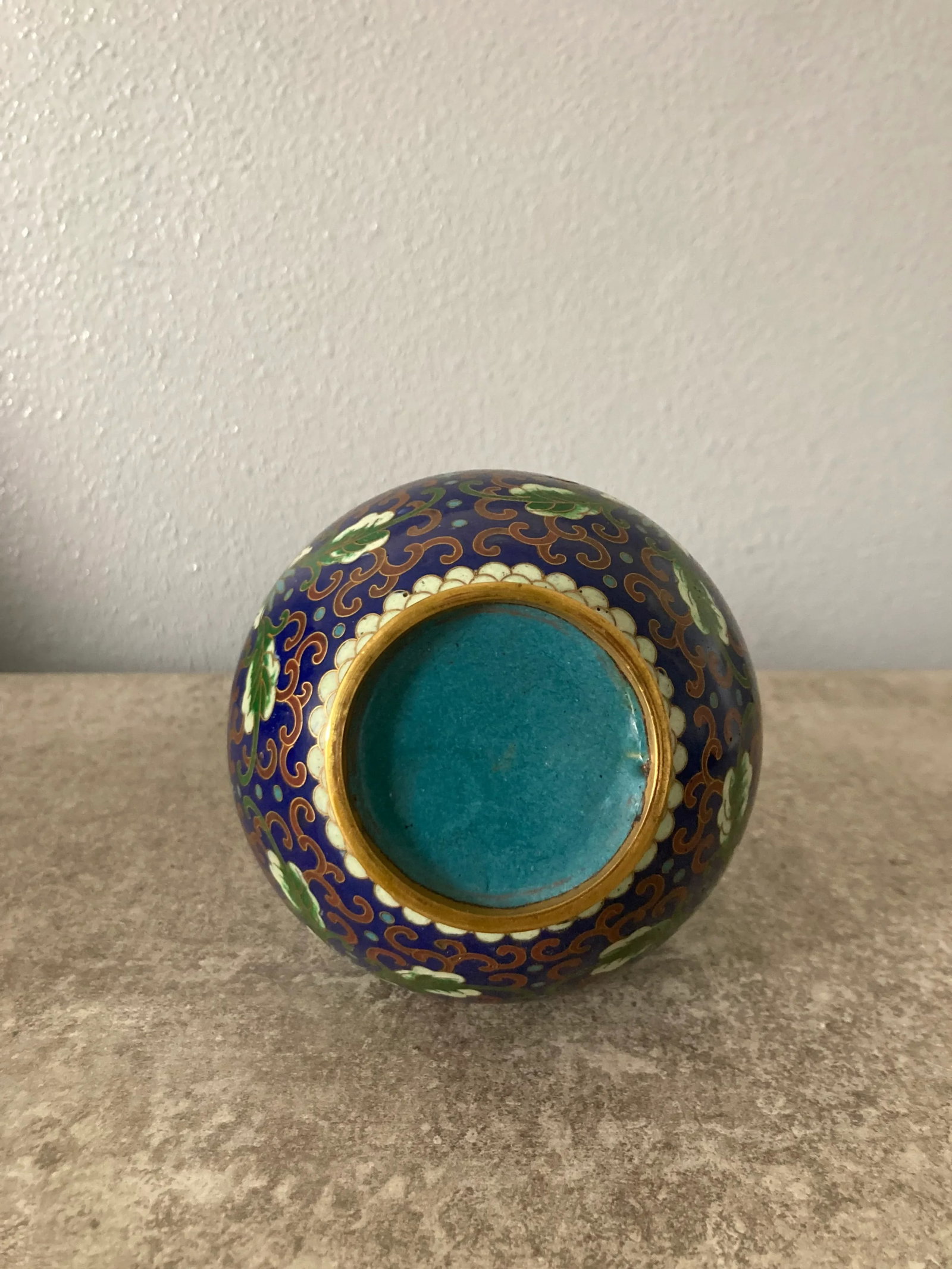 Set of Two Petite Mid 20th Century Chinese Cloisonne Bud Vases - 4