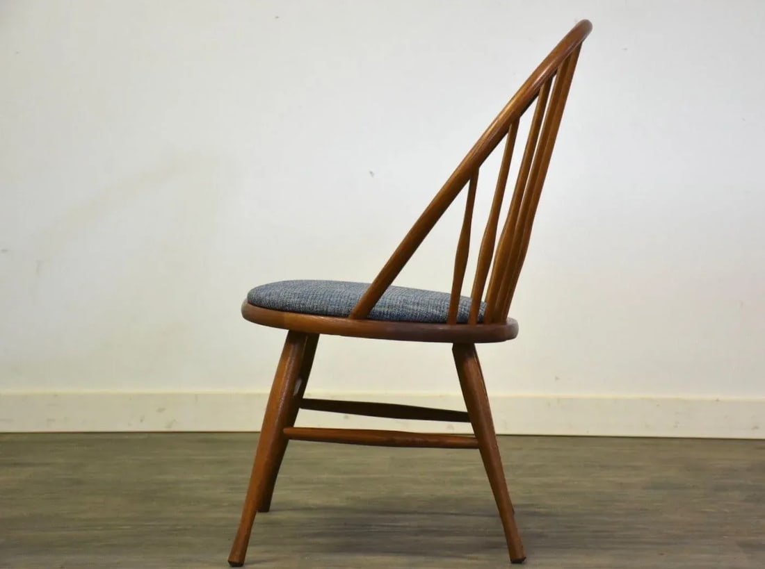 Mid Century Modern Lounge Chair - 2