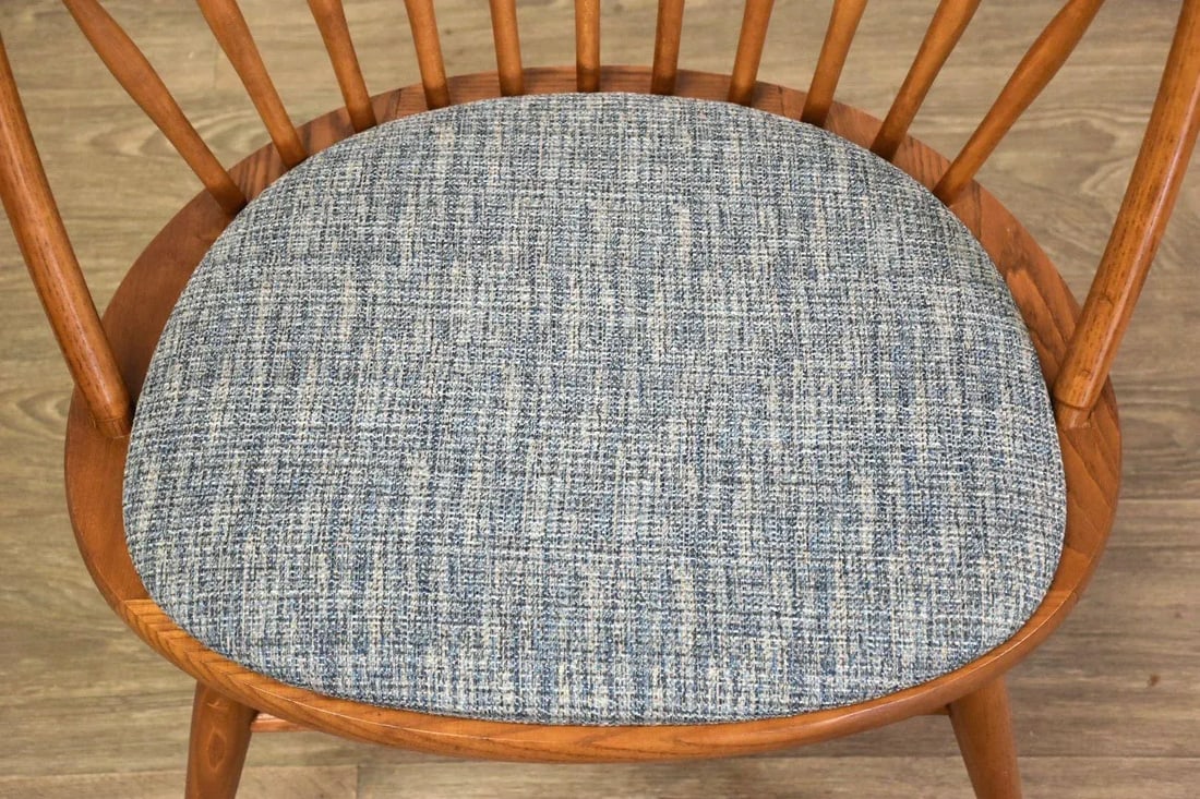 Mid Century Modern Lounge Chair - 6