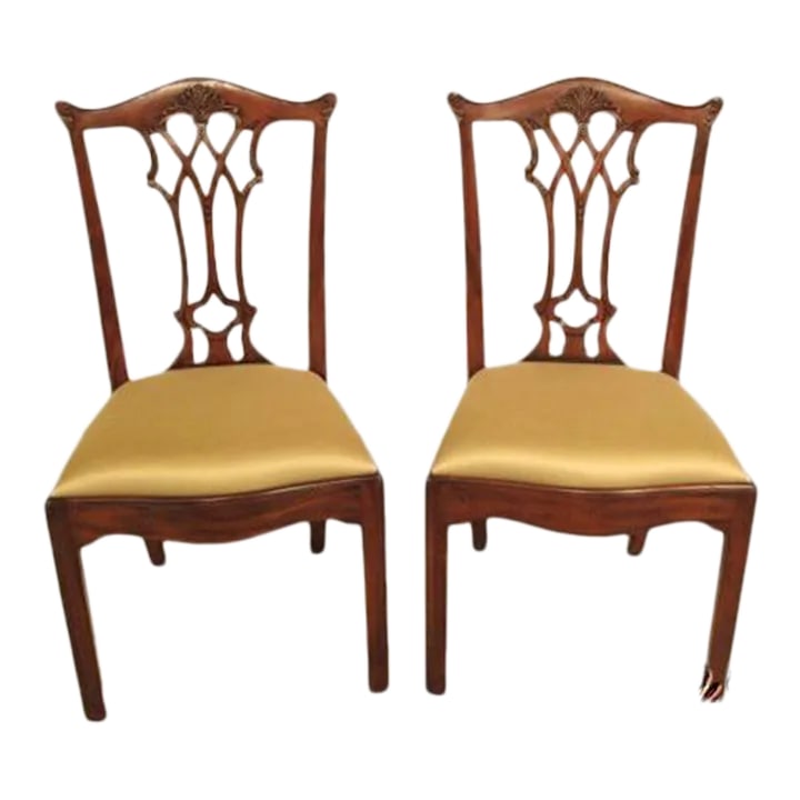 Pair Maitland Smith Model 4031-187 Mahogany Dining Room Chairs: Age: Approx. 5 Years Old Model: 4031-187 Finish: Mahogany Dimensions: 22"w x 19"d x 41"h, SH-20" Details: Nice simple yet stylish traditional style solid Mahogany dining room chair. Features nice car