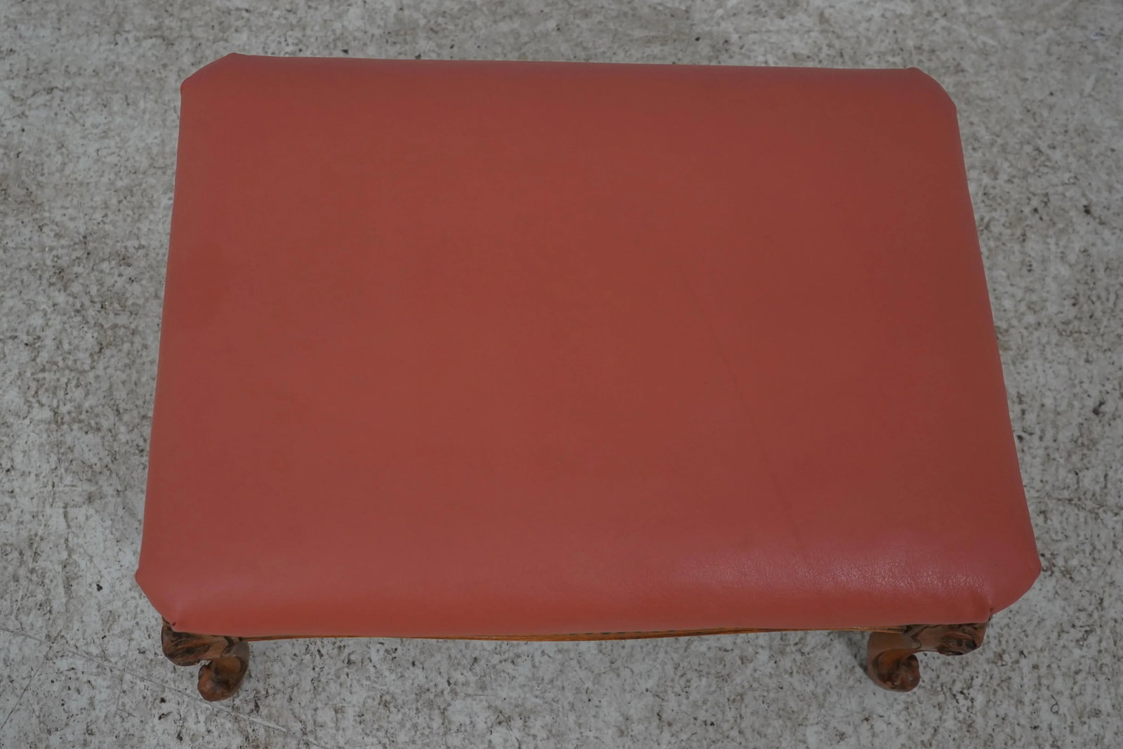 1920s French Louis XV Style Carved Frame Leather Chair & Ottoman - 10