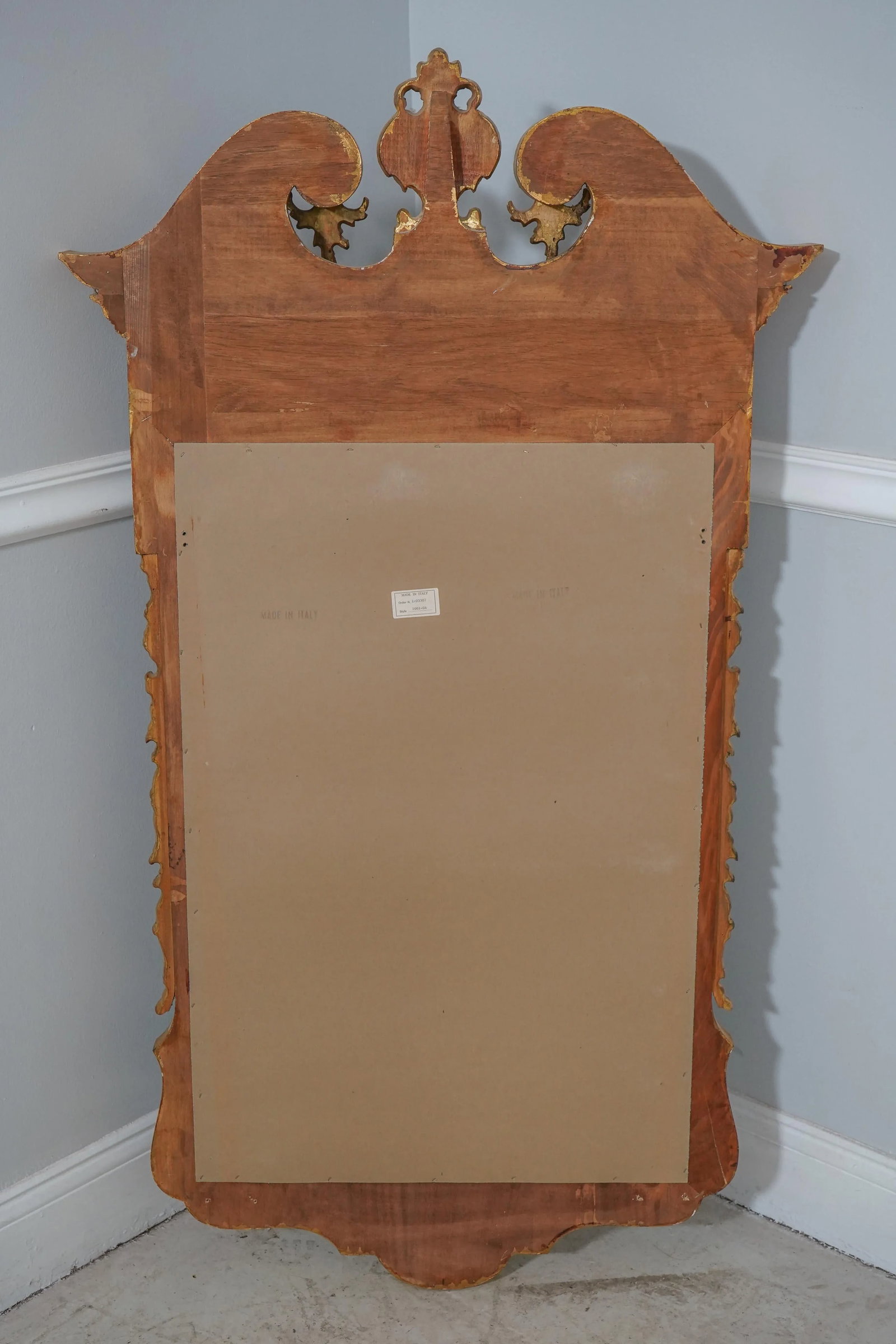 Italian Made Georgian Style Burl Walnut Gold Mirror - 11