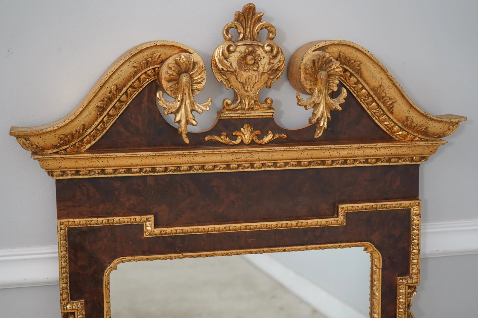 Italian Made Georgian Style Burl Walnut Gold Mirror - 5