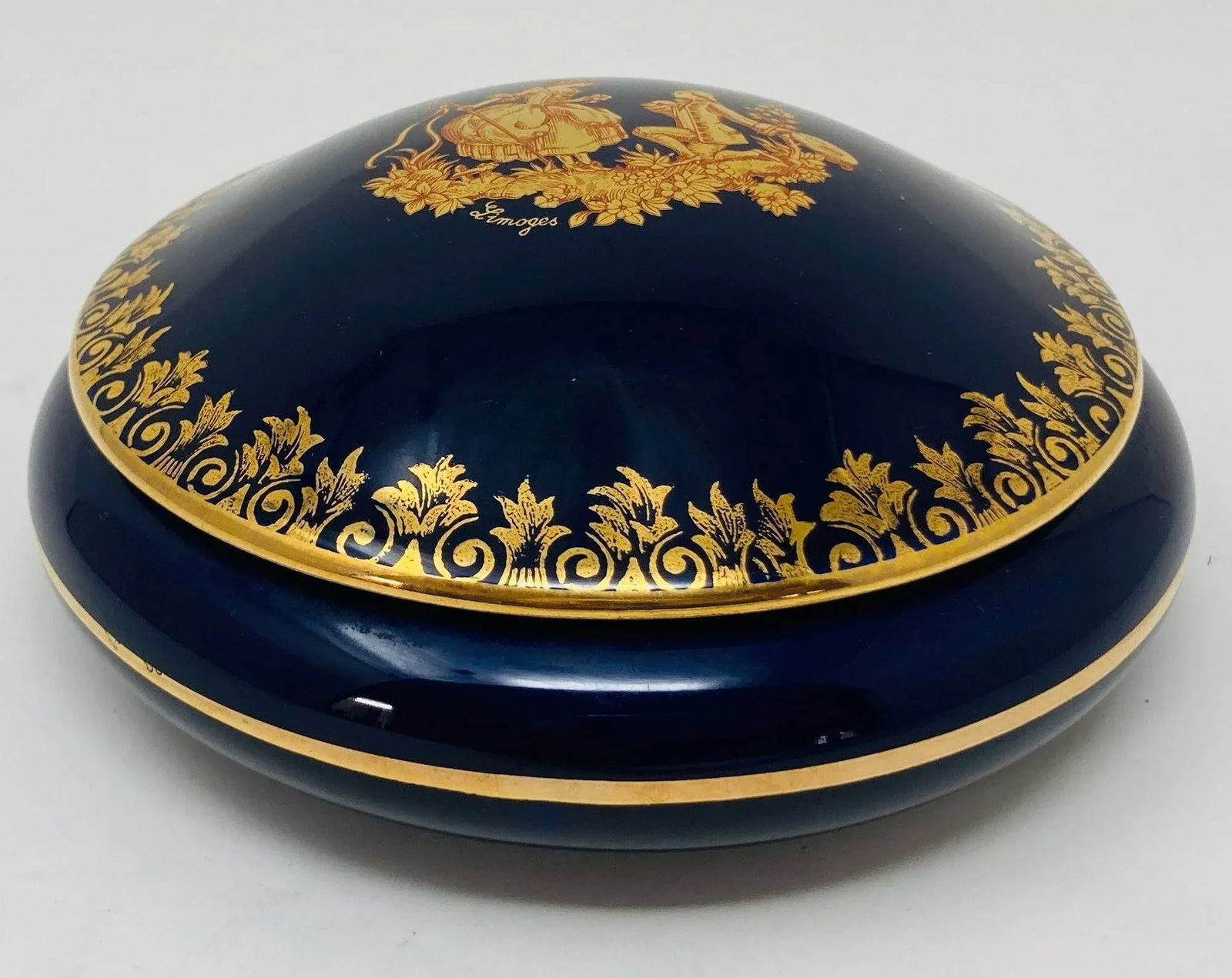 Royal Limoges Castel France 22-Karat Gold Trinket Round Box in Cobalt Blue - 13