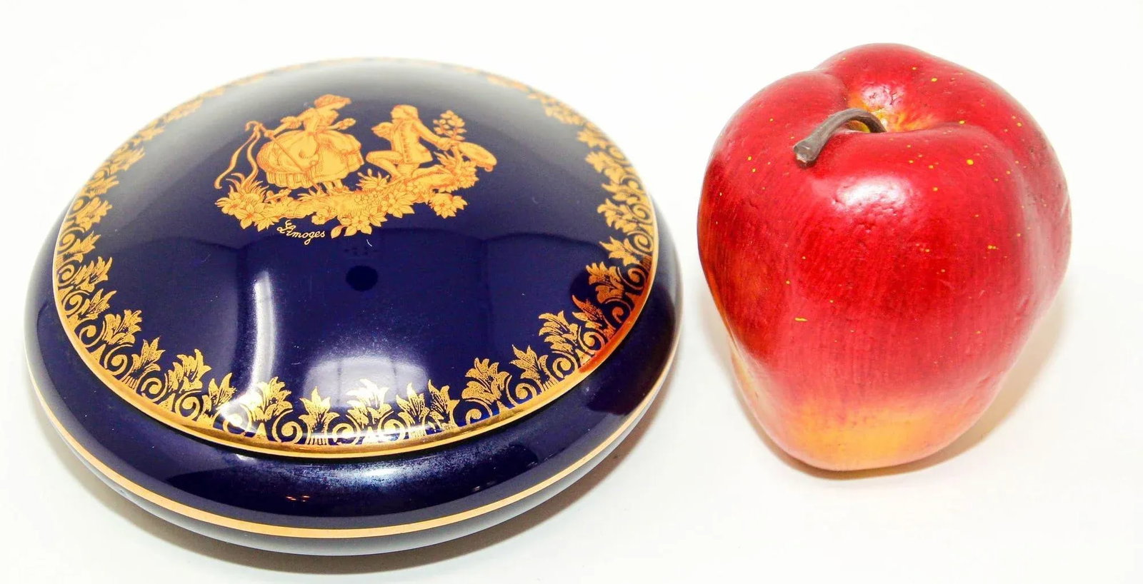 Royal Limoges Castel France 22-Karat Gold Trinket Round Box in Cobalt Blue - 4