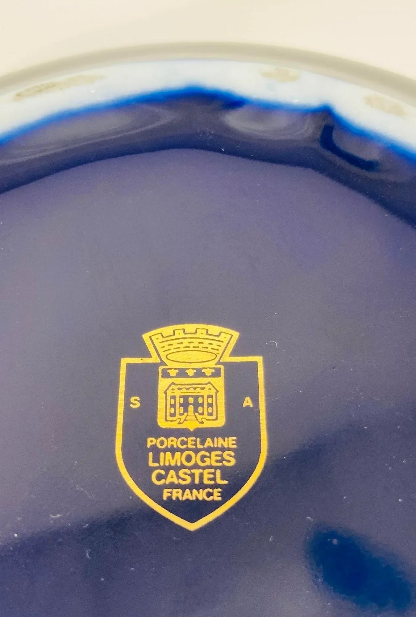 Royal Limoges Castel France 22-Karat Gold Trinket Round Box in Cobalt Blue - 9