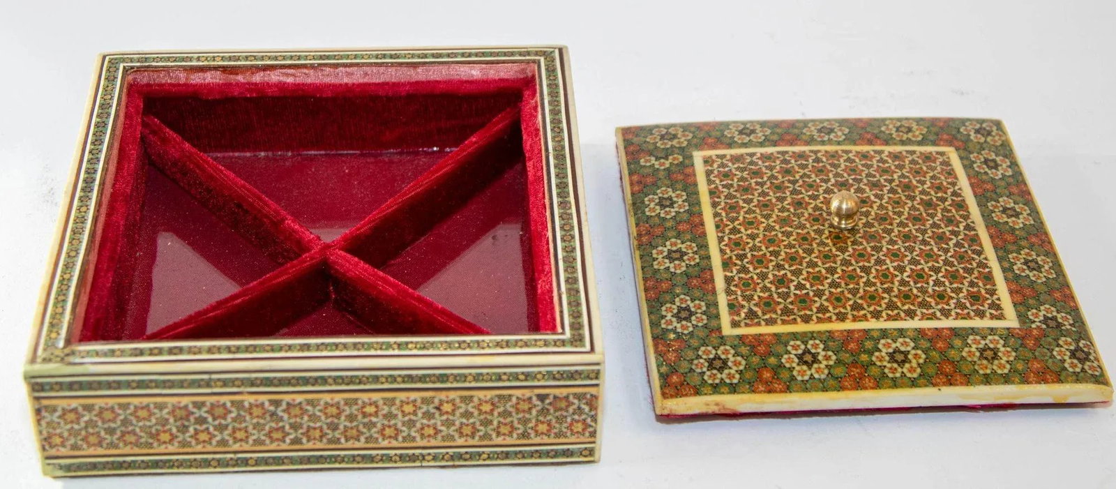 1950s Anglo Indian Micro Sadeli Mosaic Inlaid Jewelry Box - 12