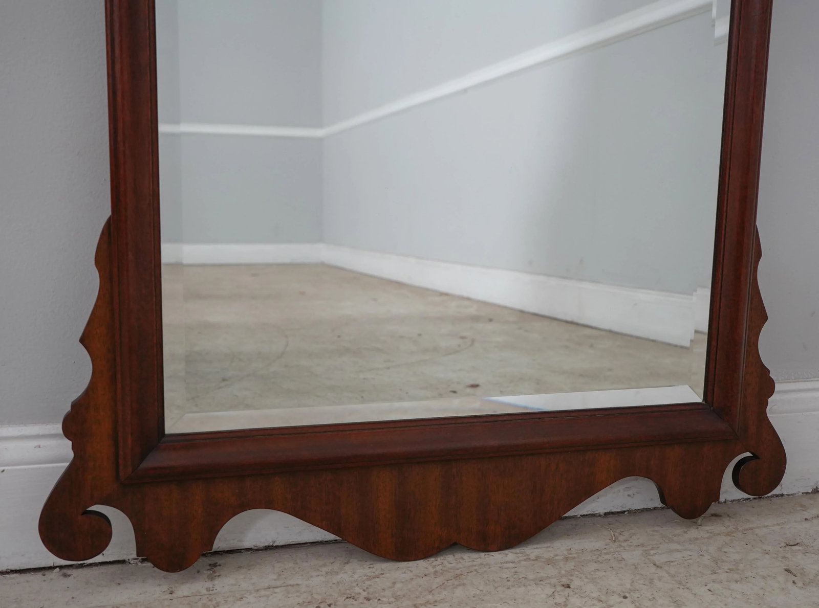 Henkel Harris Chippendale Style Mahogany Mirror - 4