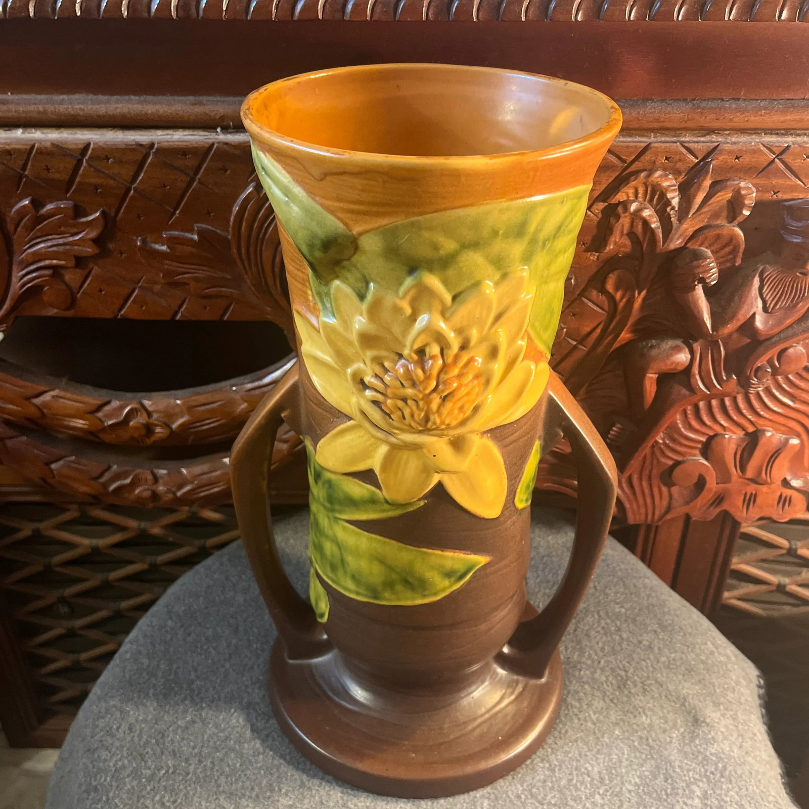 Large Vintage Roseville Water Lily Art Pottery Double Handled Vase - 10
