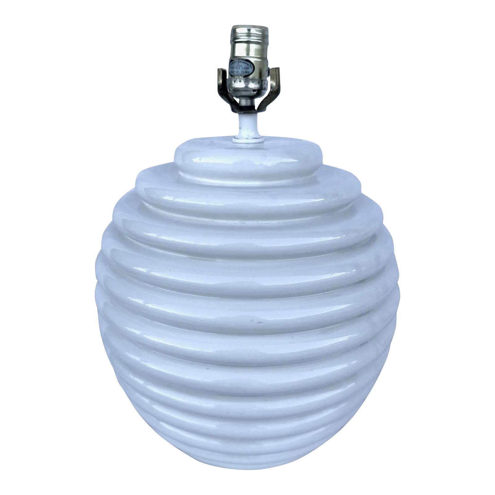 Vintage Postmodern Ceramic Beehive Table Lamp: Vintage Postmodern Ceramic Beehive Table Lamp, Perfect for any home. Great with a black lamp shade. 11in round x 15.5in h 22in h to finial Make sure to follow me, I have flash sales for my followers