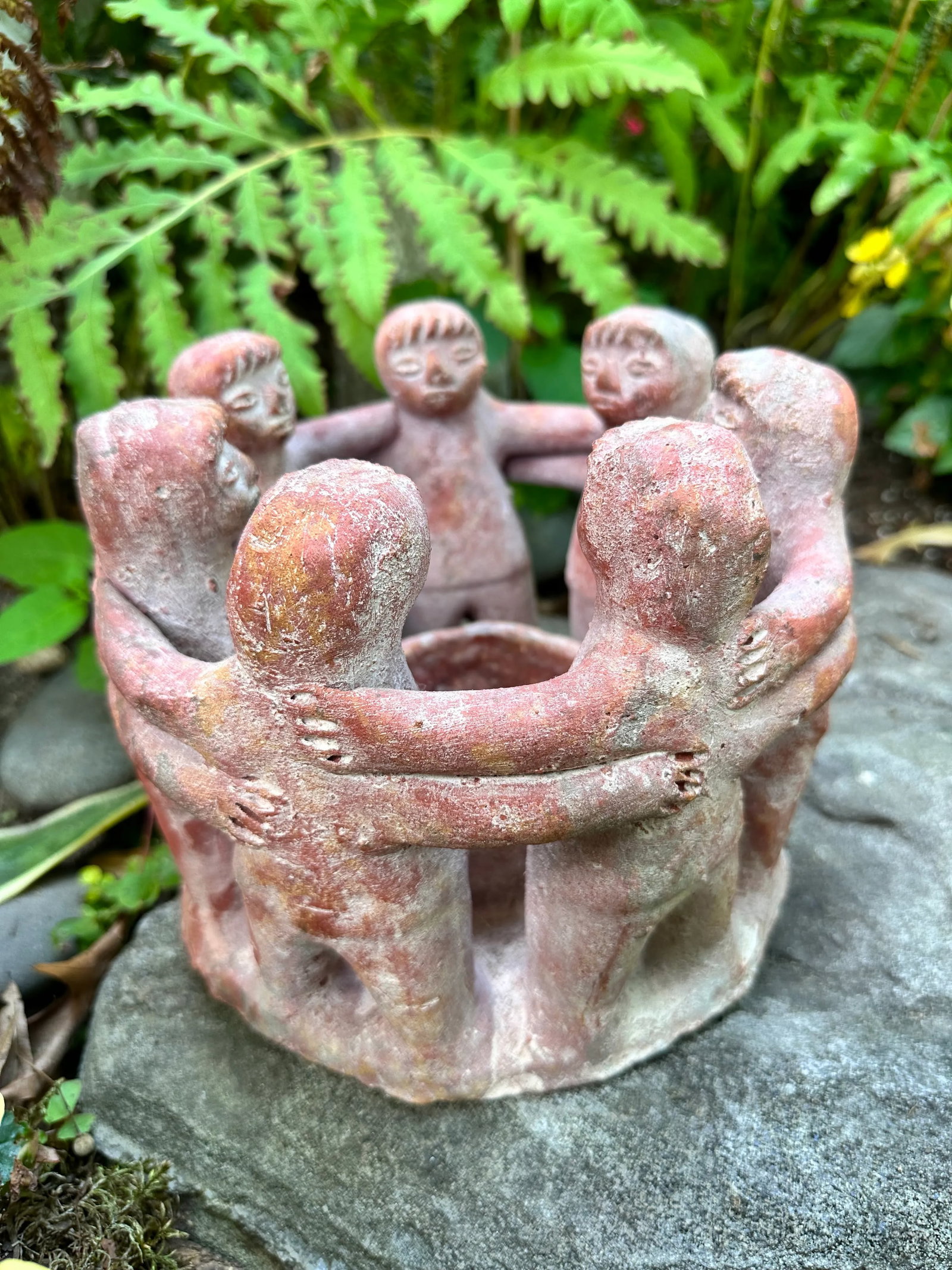 Mexican Pottery Circle of 7 Friends - 4