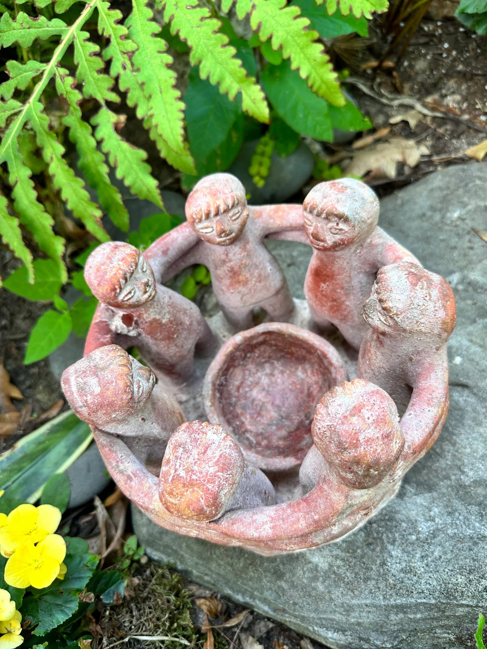 Mexican Pottery Circle of 7 Friends - 7