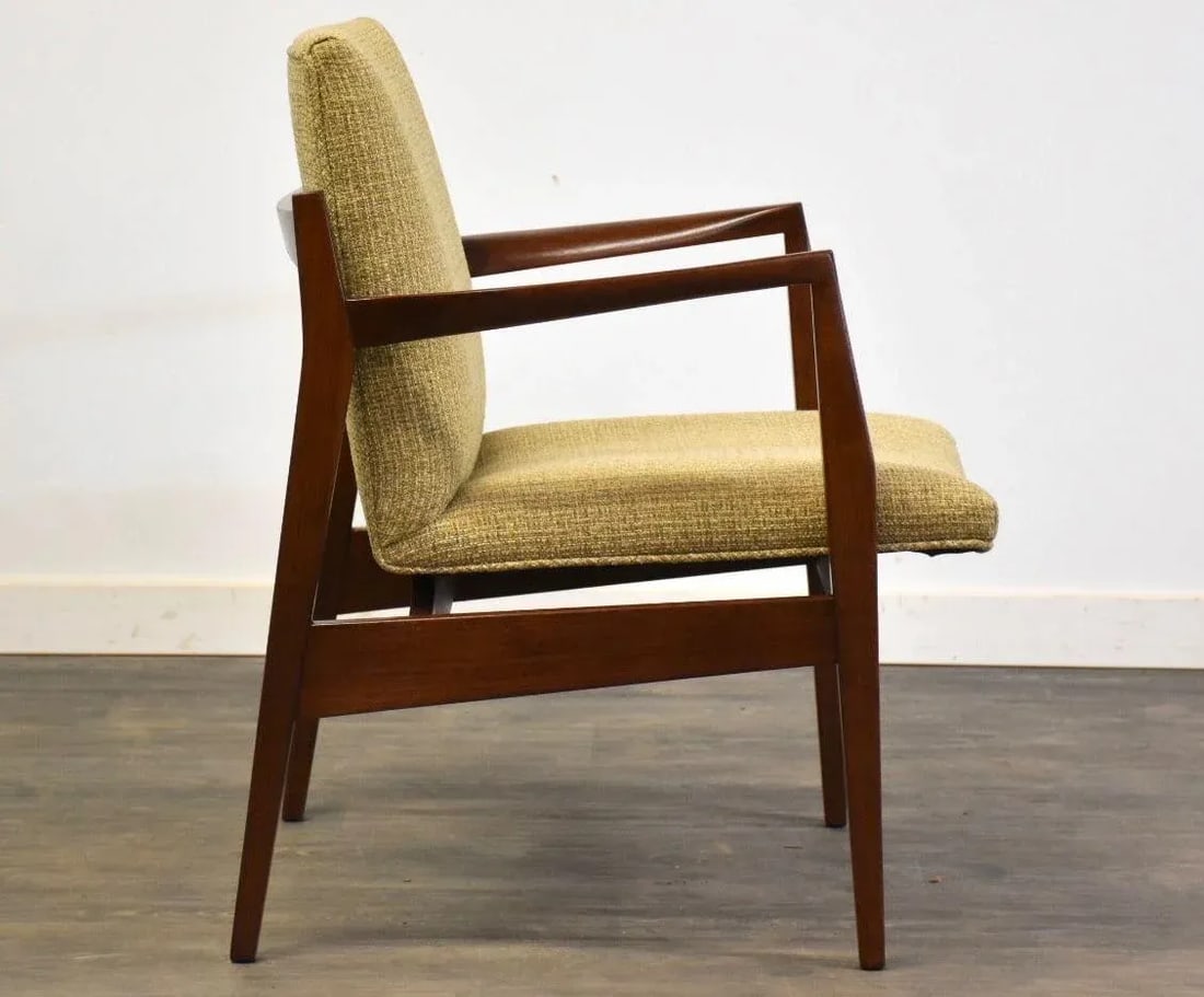 Jens Risom Walnut Lounge Chair - 5