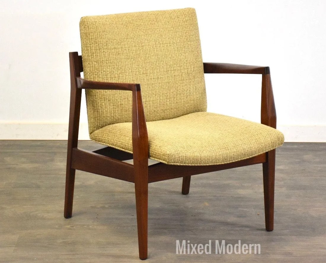 Jens Risom Walnut Lounge Chair - 9