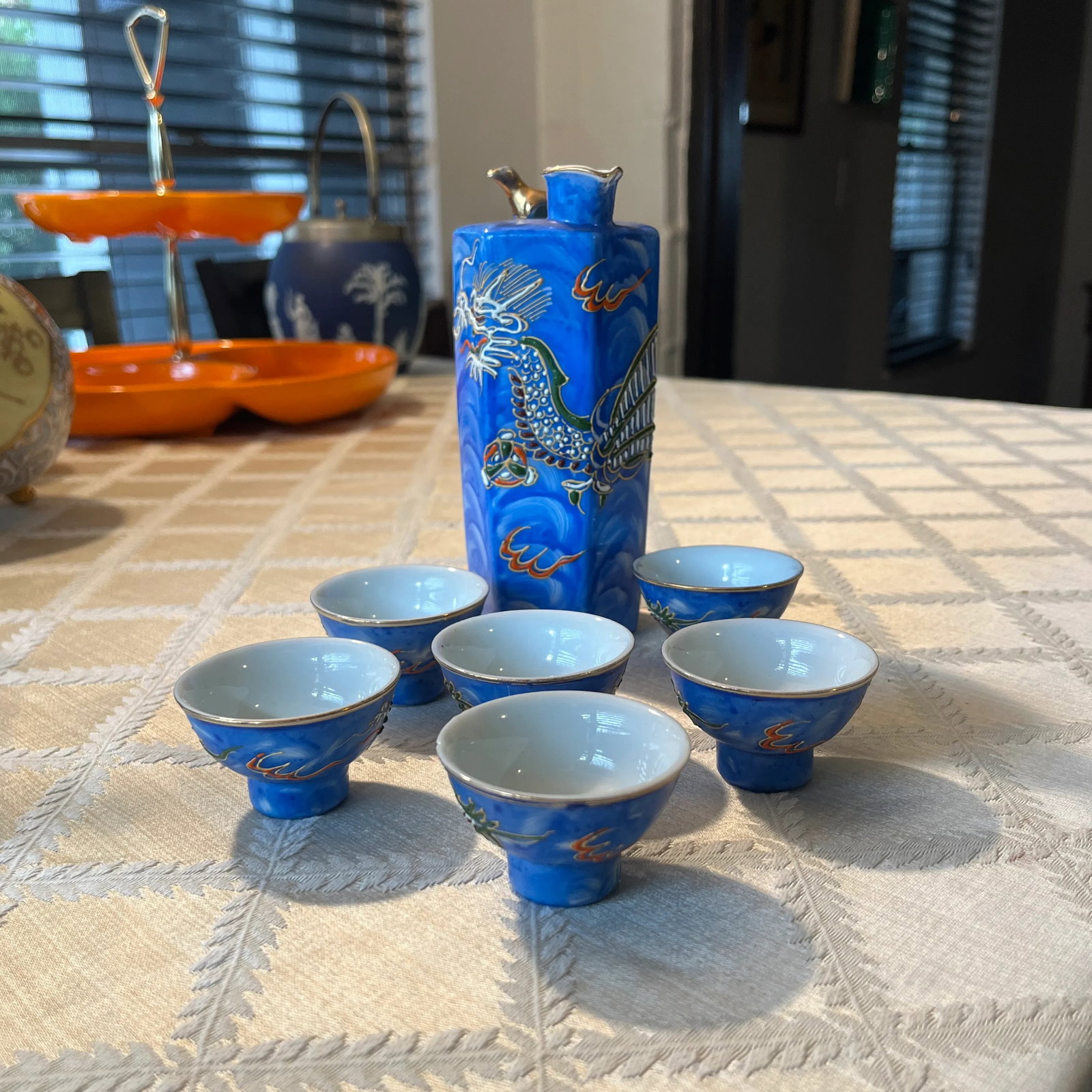Vintage Moriage Dragonware Sake Set- 7 Pieces - 10