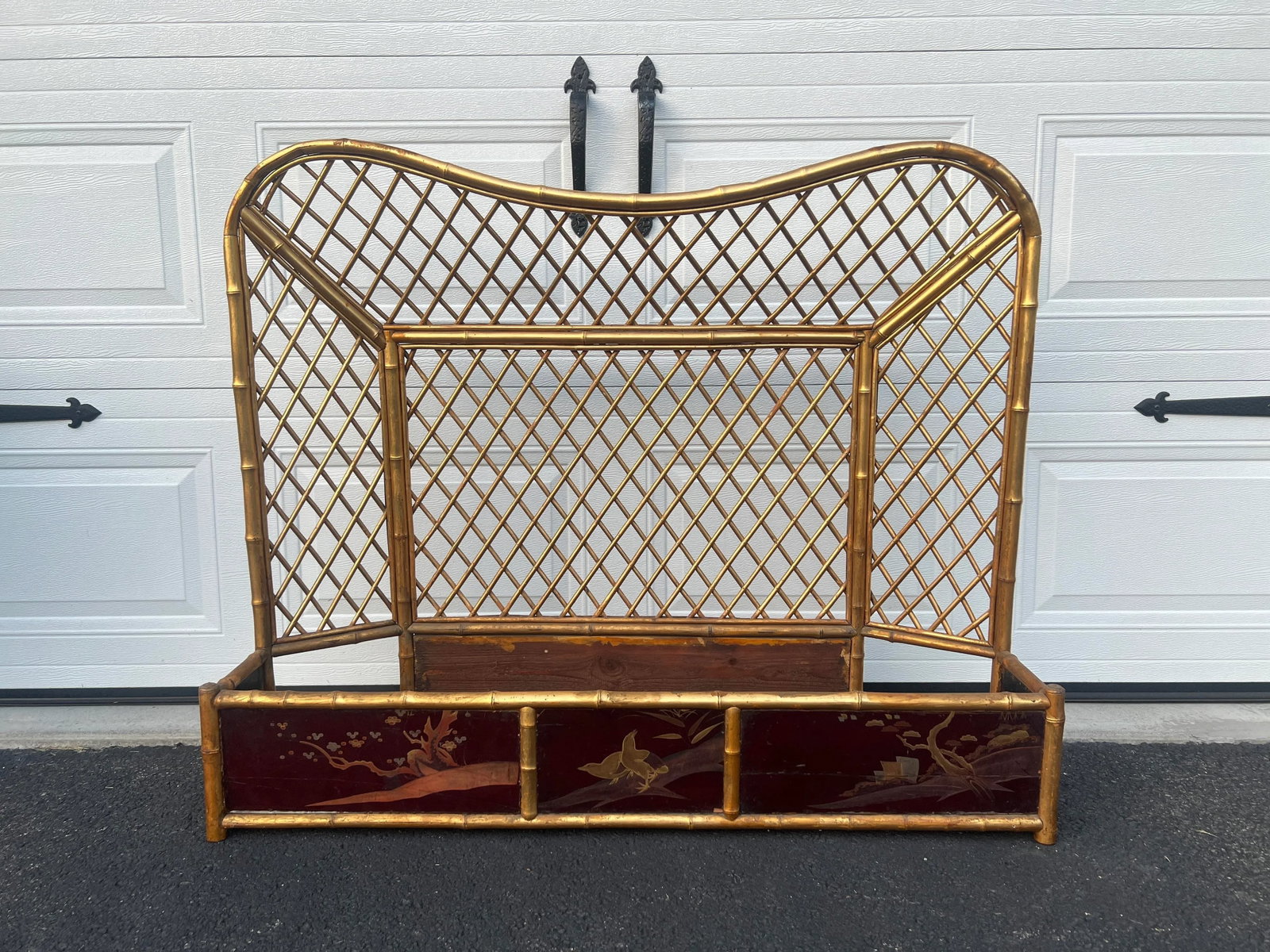 Fine & Unusual 19th Century Chinoiserie Decorated Gilt Bamboo Fire Screen - 2