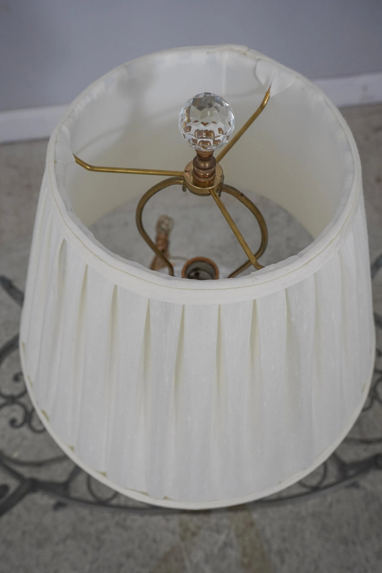 Ethan Allen Crystal & Brass Table Lamp W. Shade - 10