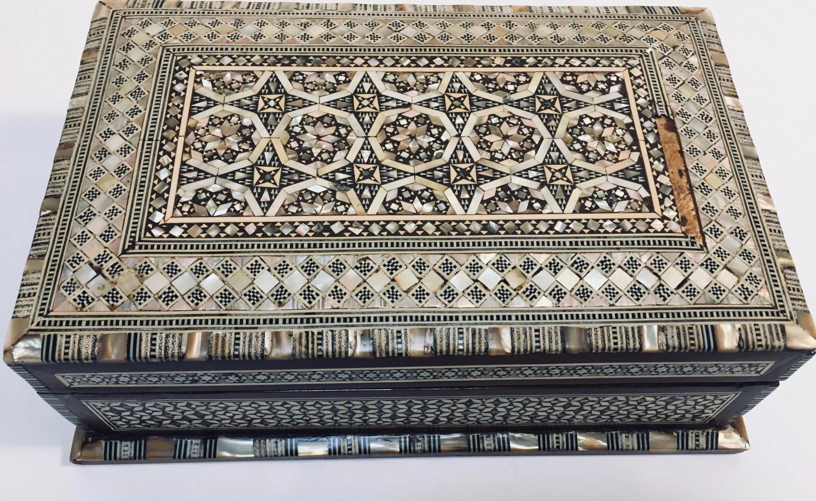 Vintage Middle Eastern Moorish Mosaic Marquetry Inlay Box - 6